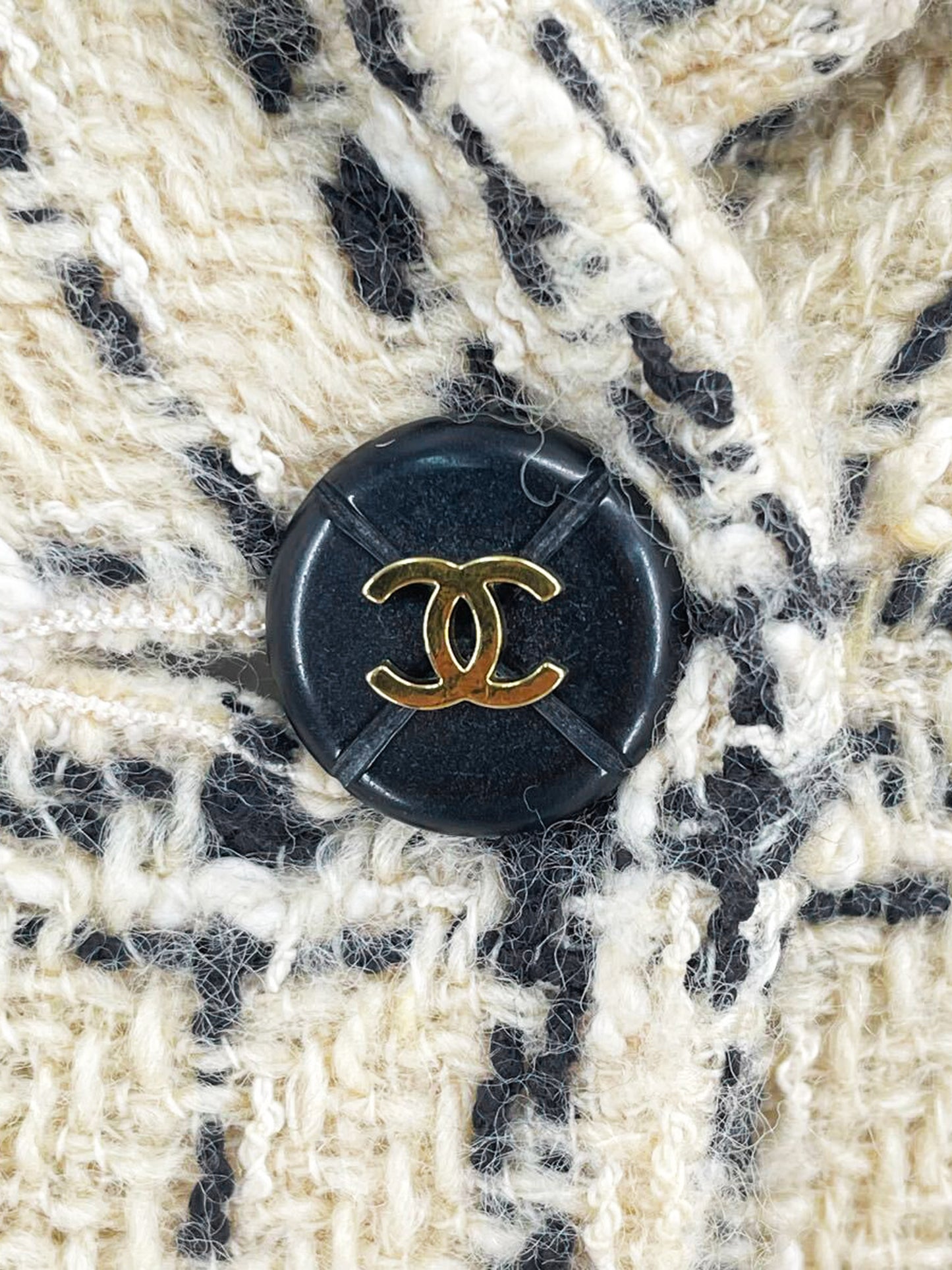 Chanel by Karl Lagerfeld Spring 1995 Beige Wool Tweed Jacket
