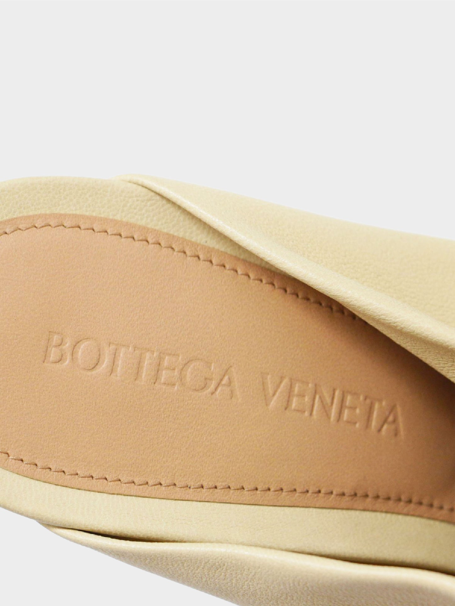 Bottega Veneta 2022 Beige Stretch Nappa Bold Heeled Mules