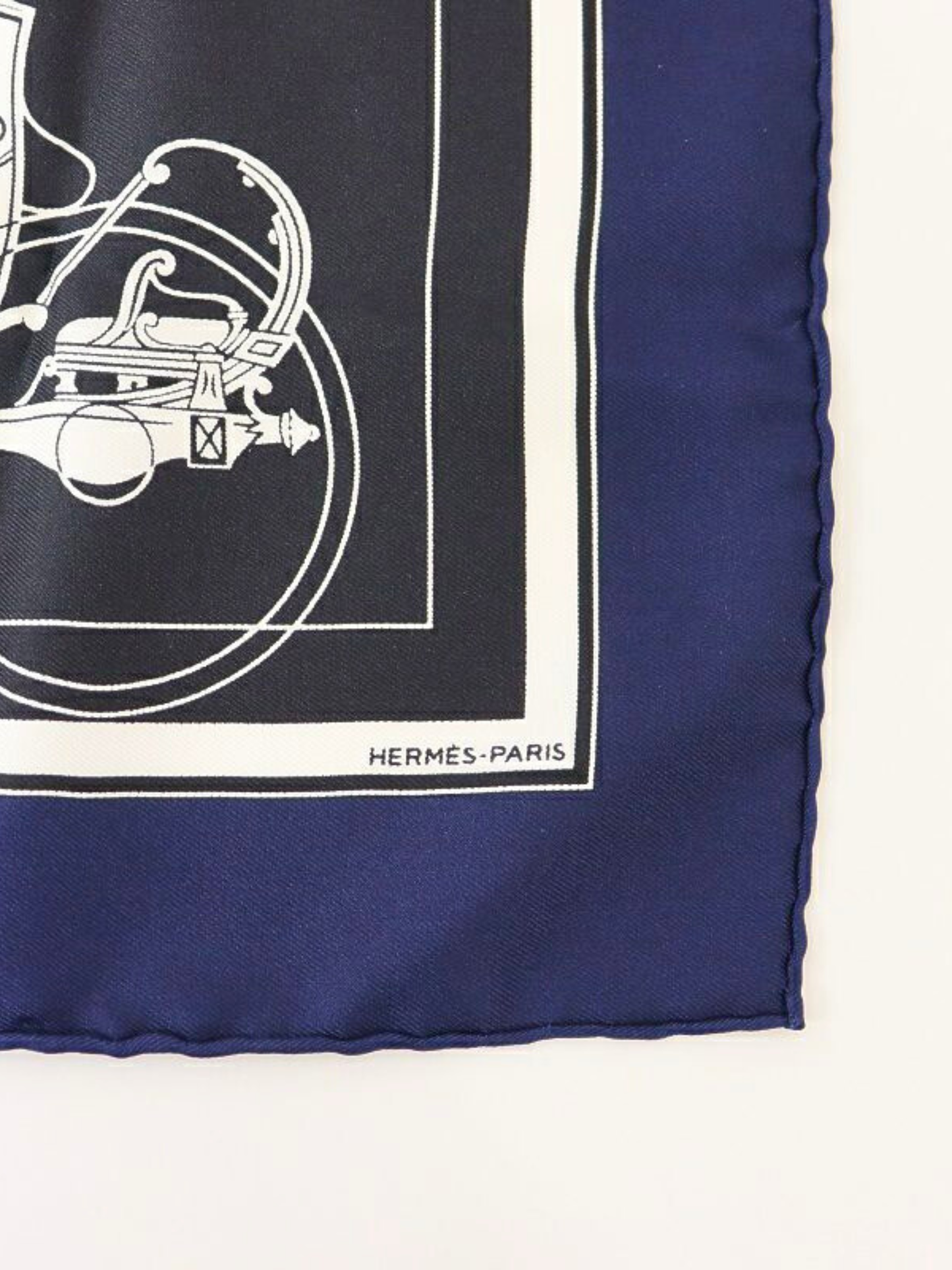 Hermès 2000s Multicolor Silk Carré 45 Scarf