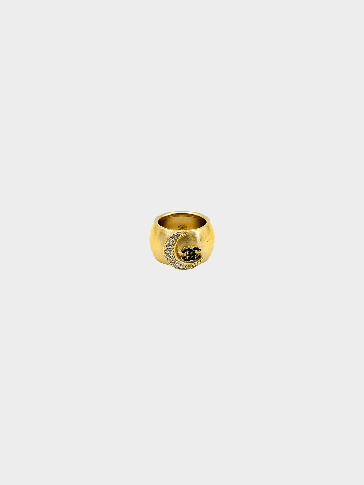 Chanel 2000s Coco Mark Heart Gold Metal Black Rhinestone Crescent Ring