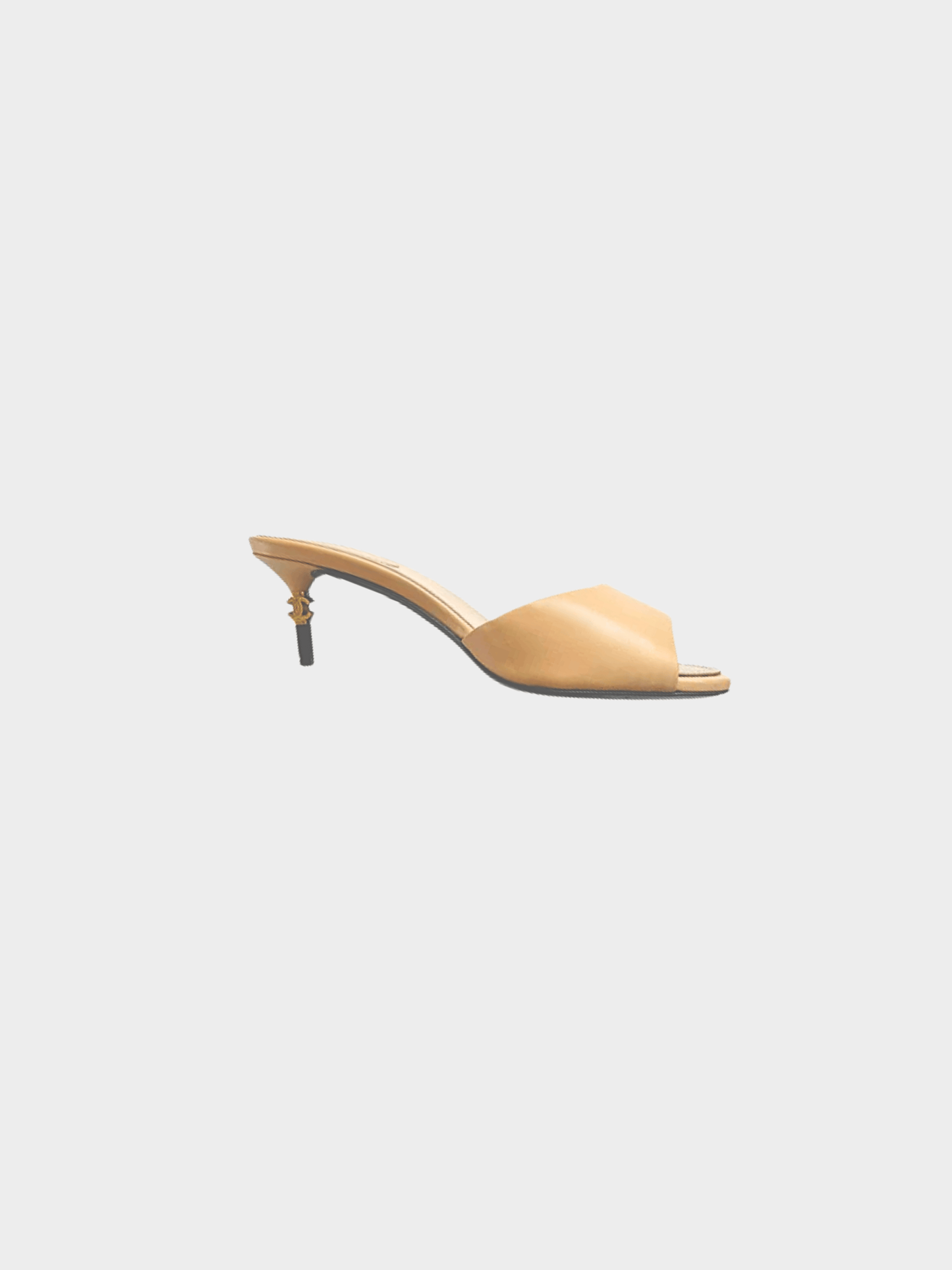 Chanel 2018 Nude Interlocking CC Logo Leather Mules