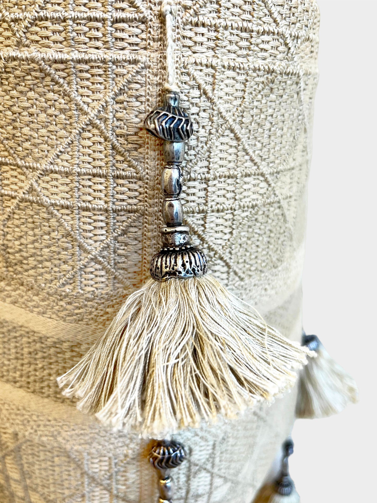 Christian Dior 2020 Beige D-Bubble Bucket Bag