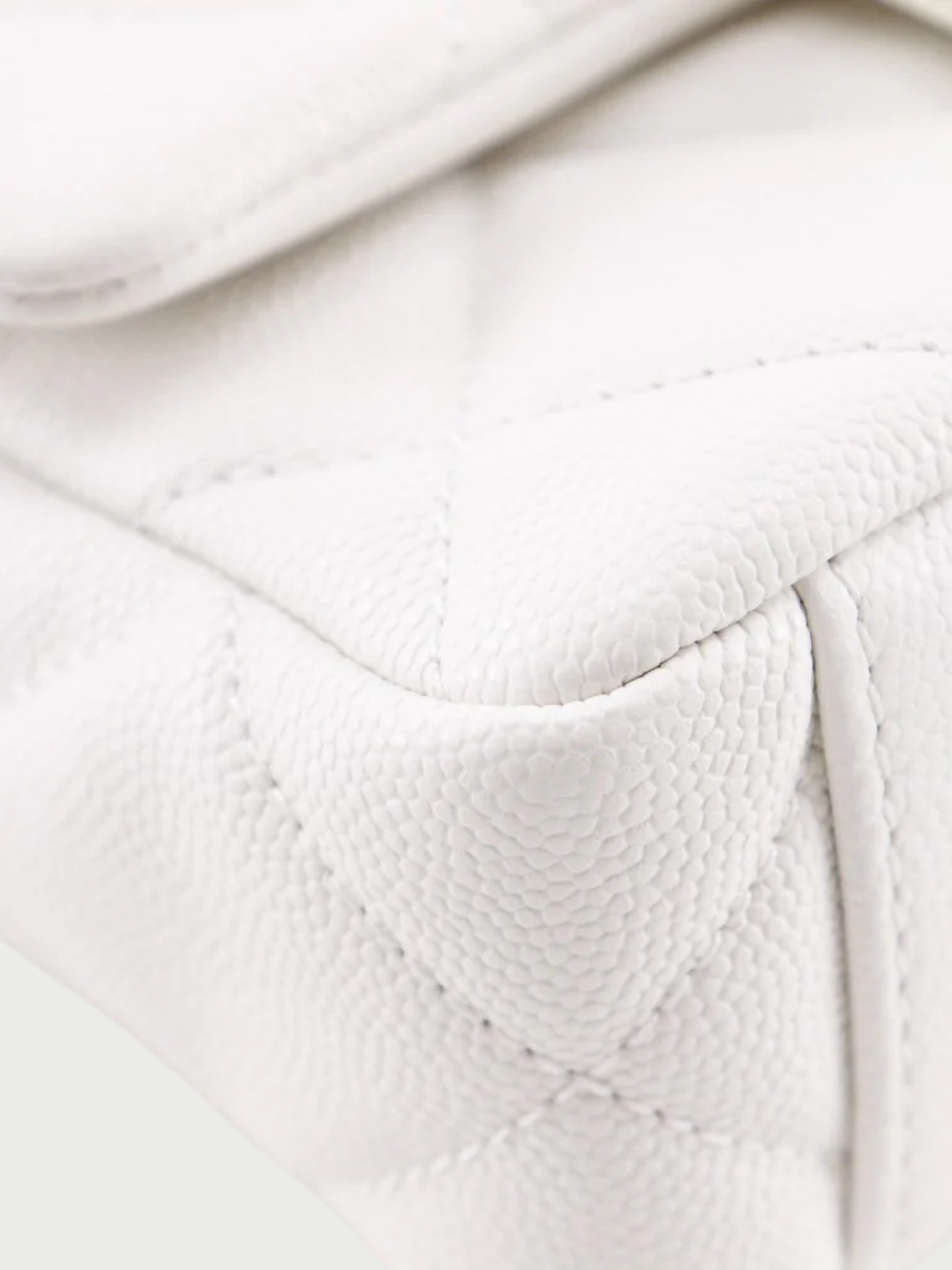 Chanel 2010s White Caviar Leather Matelassé Flap Shoulder Bag