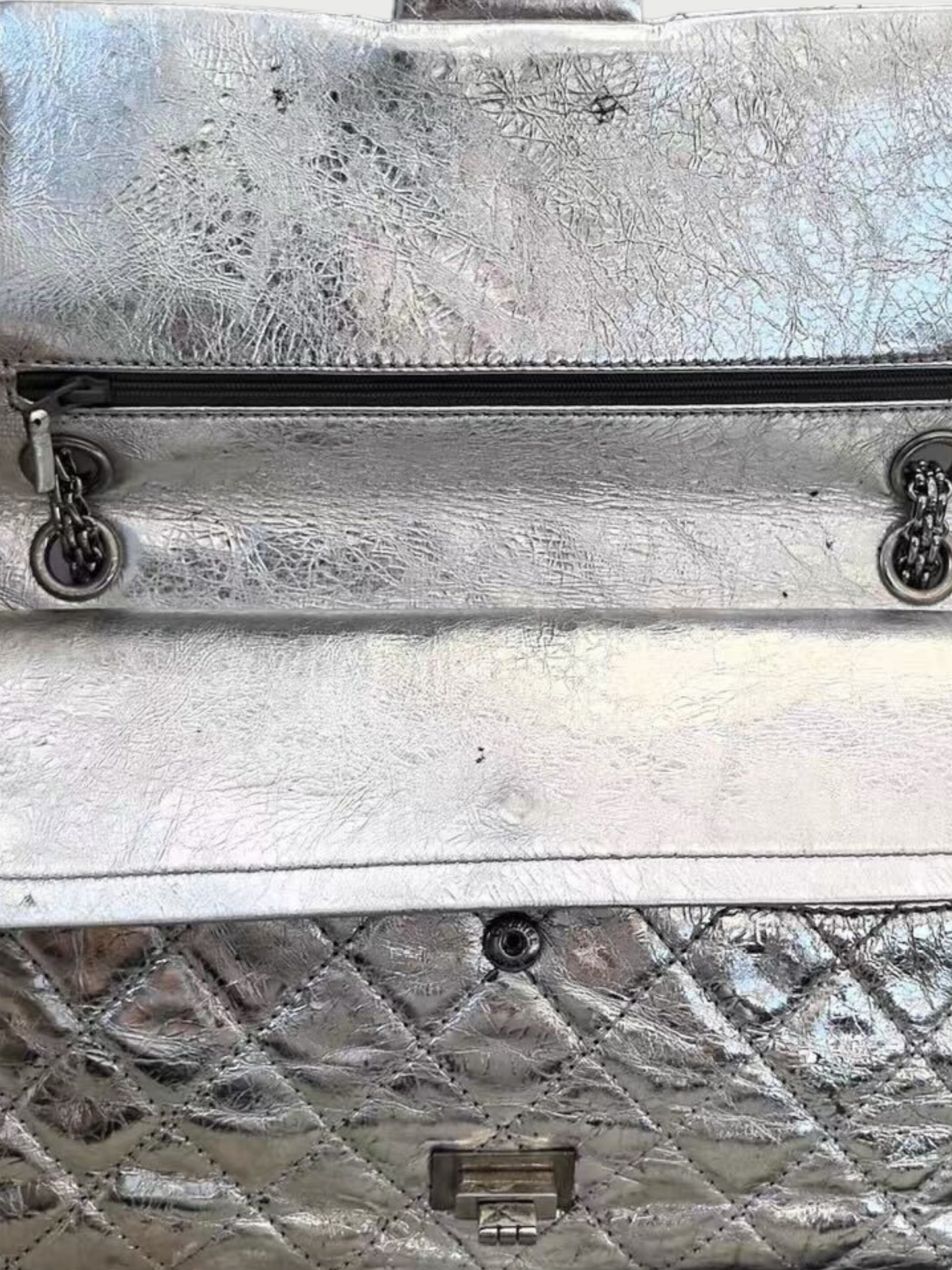 Chanel 2010s Silver Crinkled Calfskin 2.55 Reissue Classic Bag