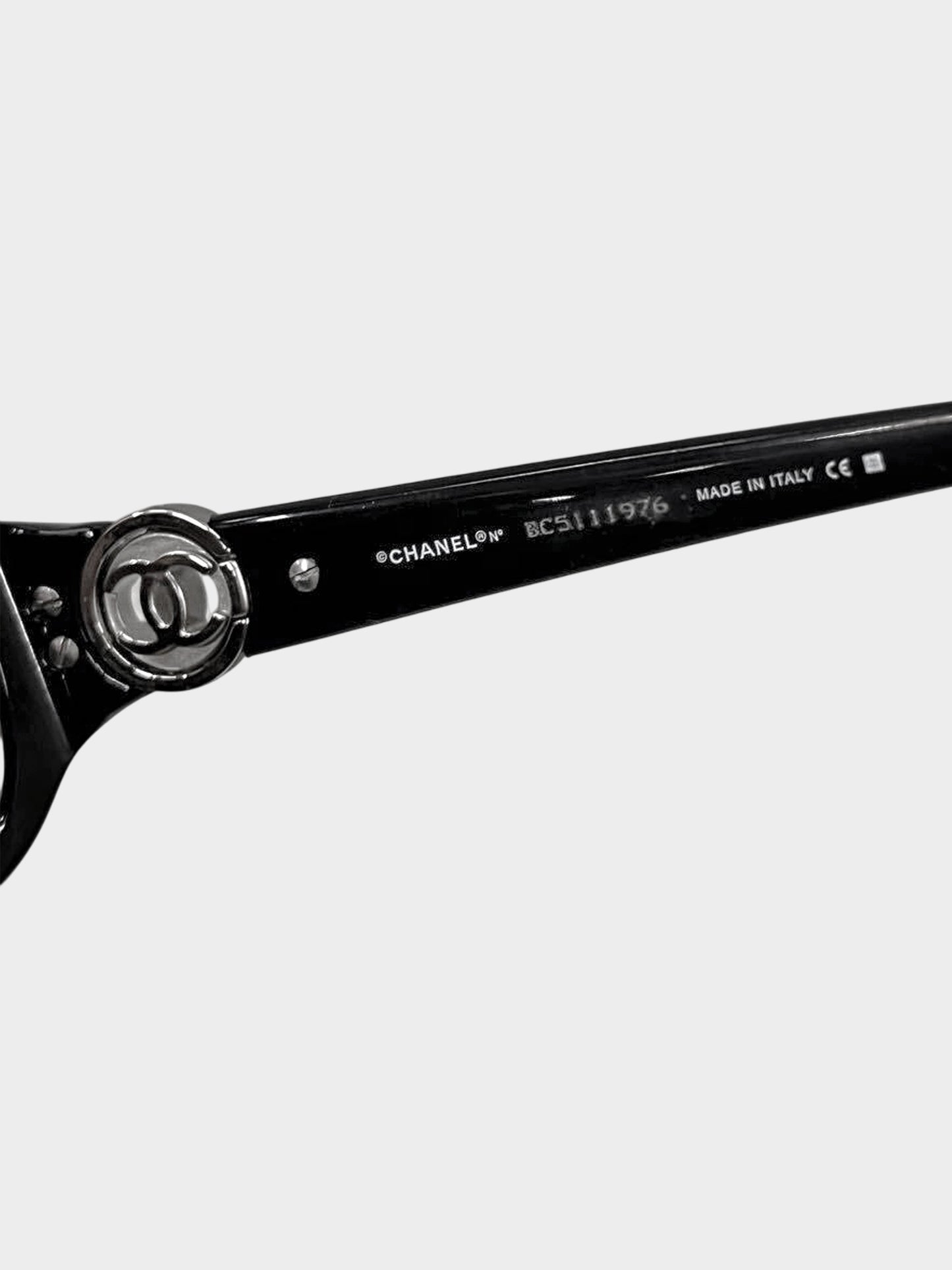 Chanel 2000s Bi-color CC Narrow Oval Glasses