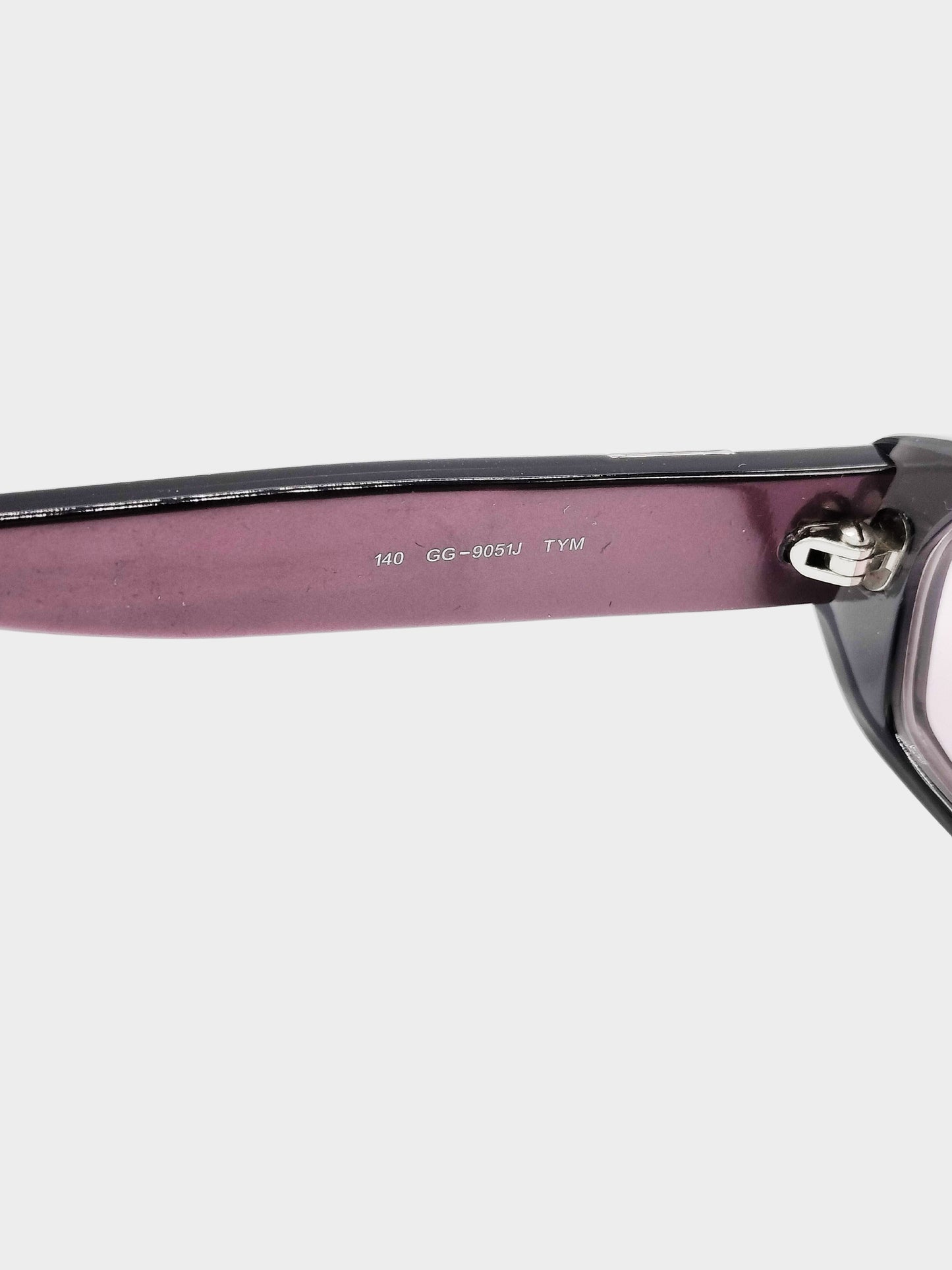Gucci 2000s Purple GG-9051 Narrow Rectangular Sunglasses
