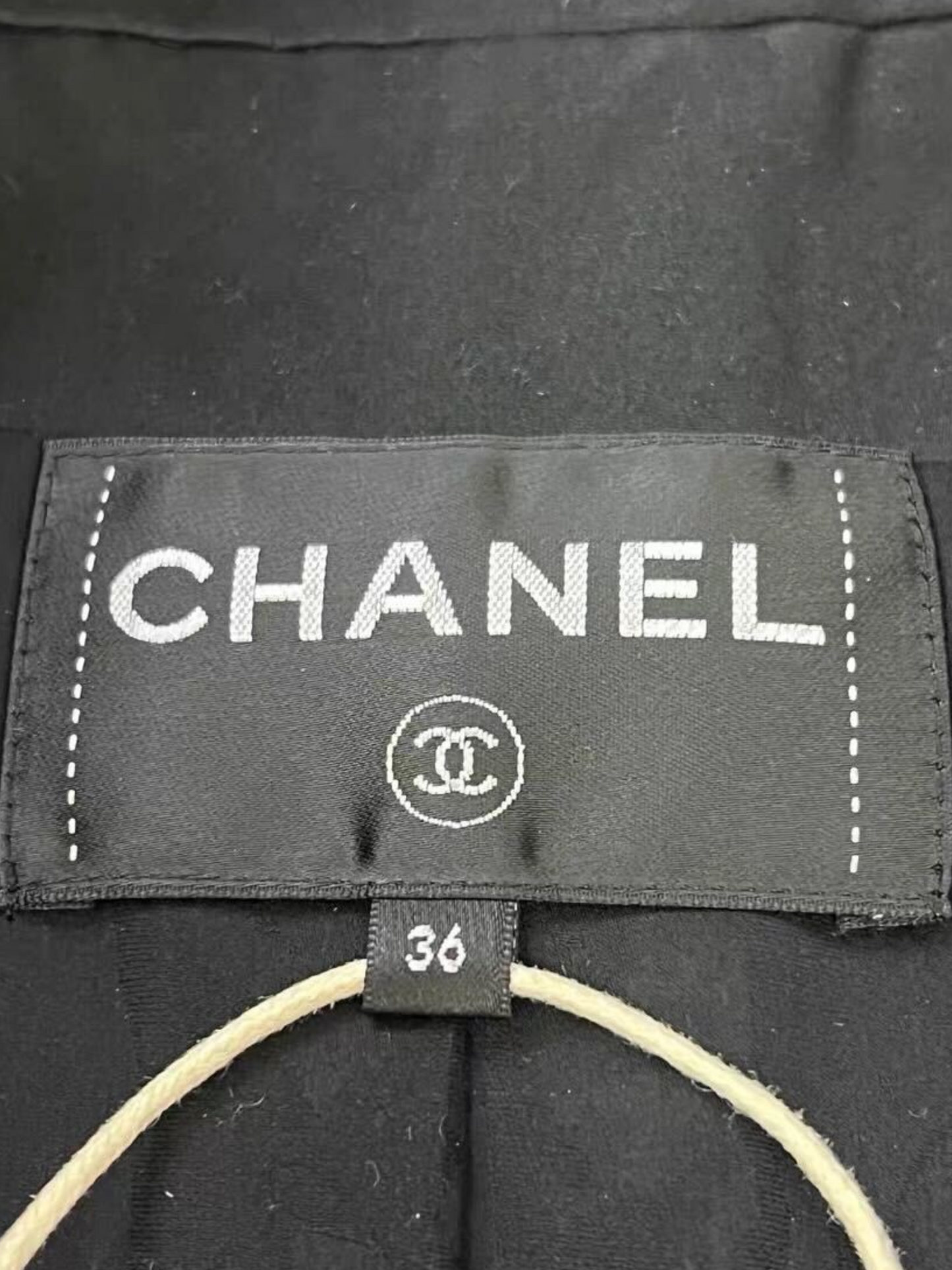 Chanel 2010s Black White Houndstooth Tweed Jacket