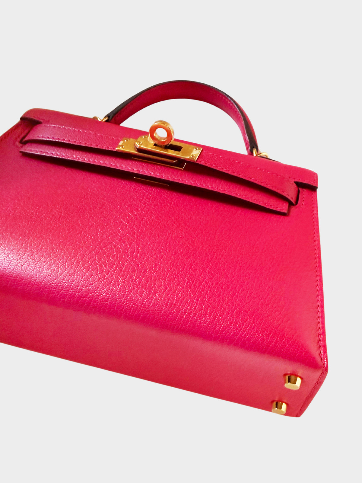 Hermès 2020 Rose Extreme Chèvre Chamkila Mini Kelly 20 Sellier GHW