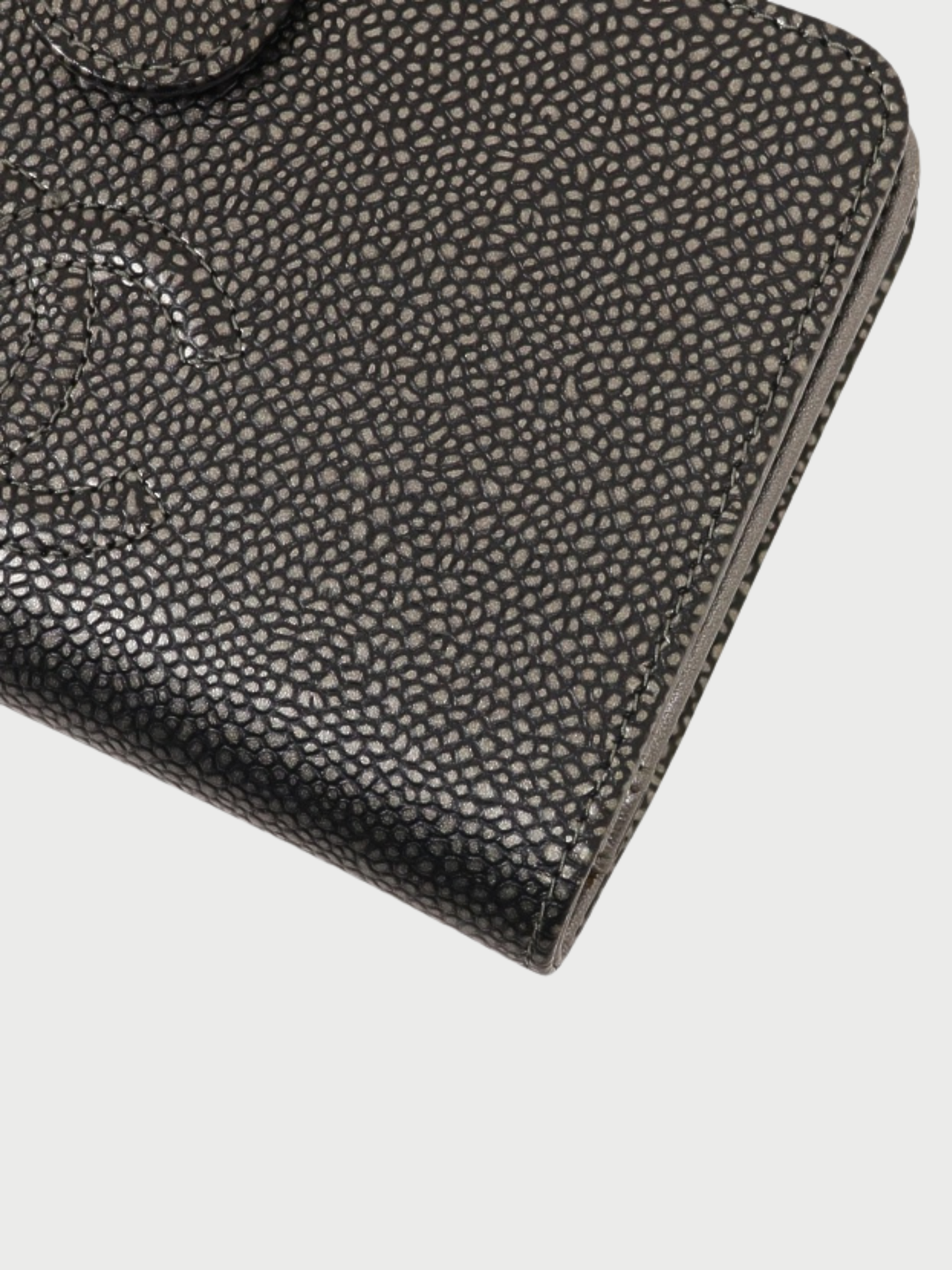 Chanel 2010s Silver Caviar Leather Wallet