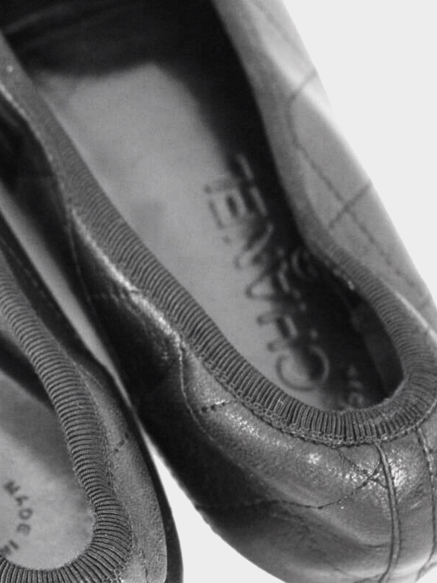 Chanel FW 2010 Black Leather Cambon Ballet Flats