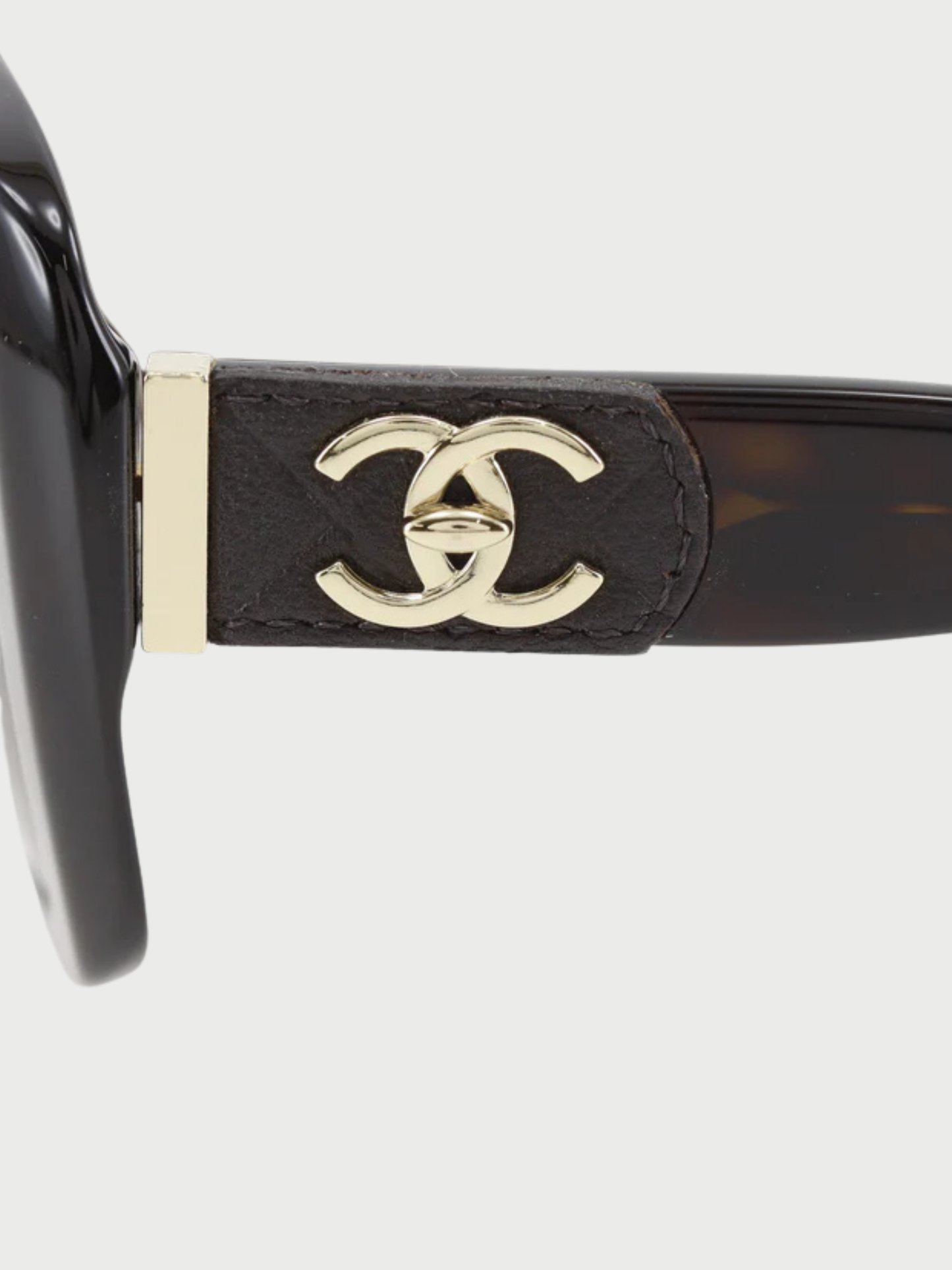 Chanel 2000s Brown Plastic Coco Mark Turn Lock Motif Sunglasses