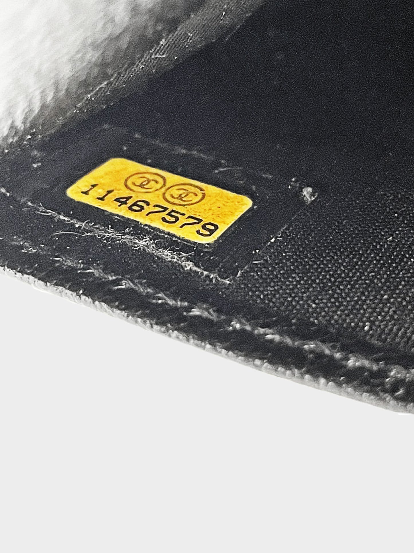 Chanel 2006-2008 Black Caviar Bi-fold Wallet