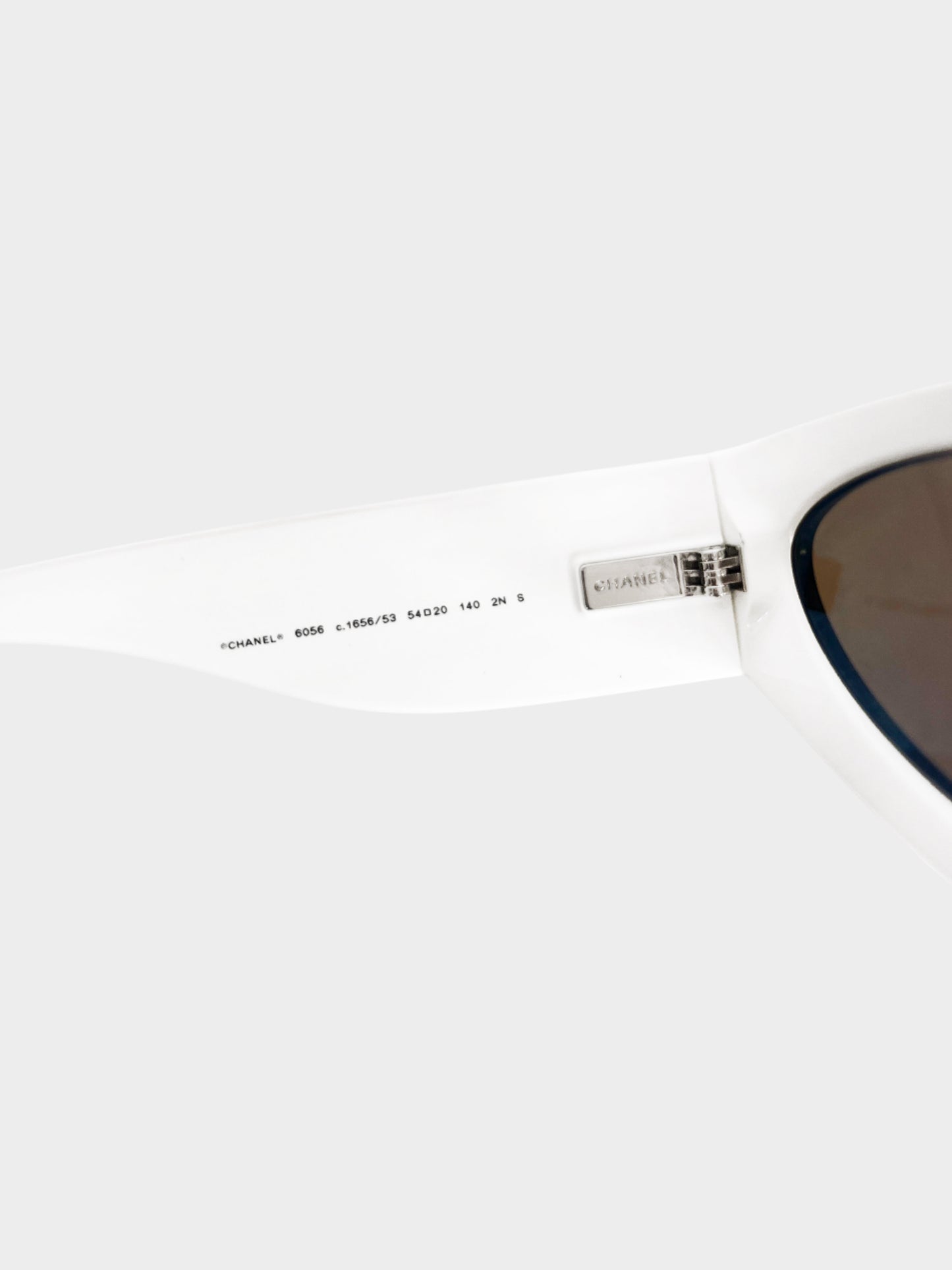 Chanel 2020s Black and White Bi-color Acetate Cat Eye Sunglasses