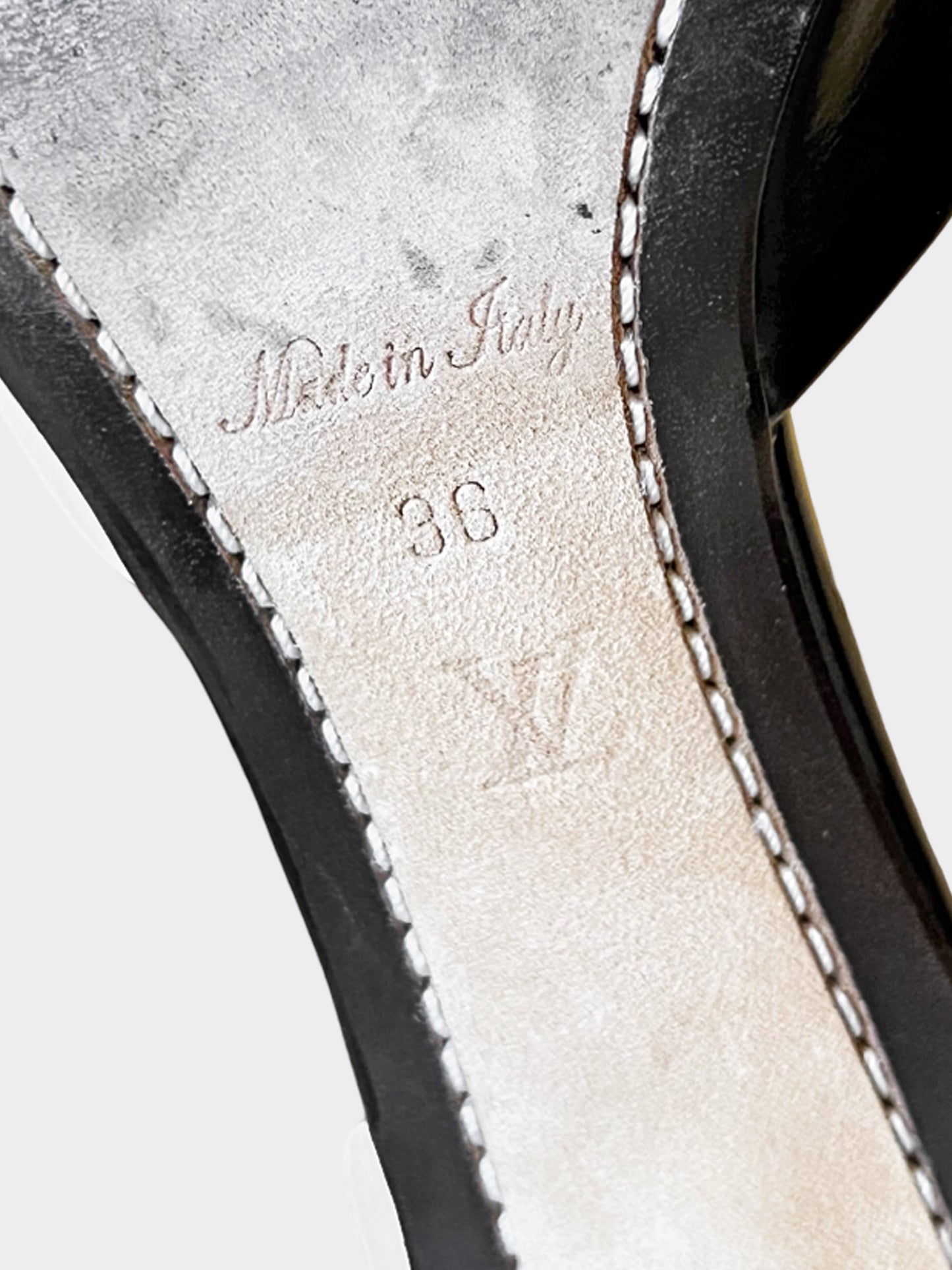 Louis Vuitton 2013 Black and White Leather D'Orsay Bow Pointed Toe Pumps