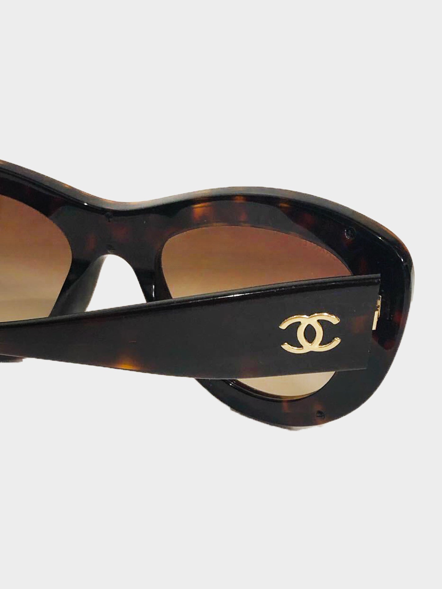 Chanel 2000s Brown Tortoise Cat Eye Sunglasses