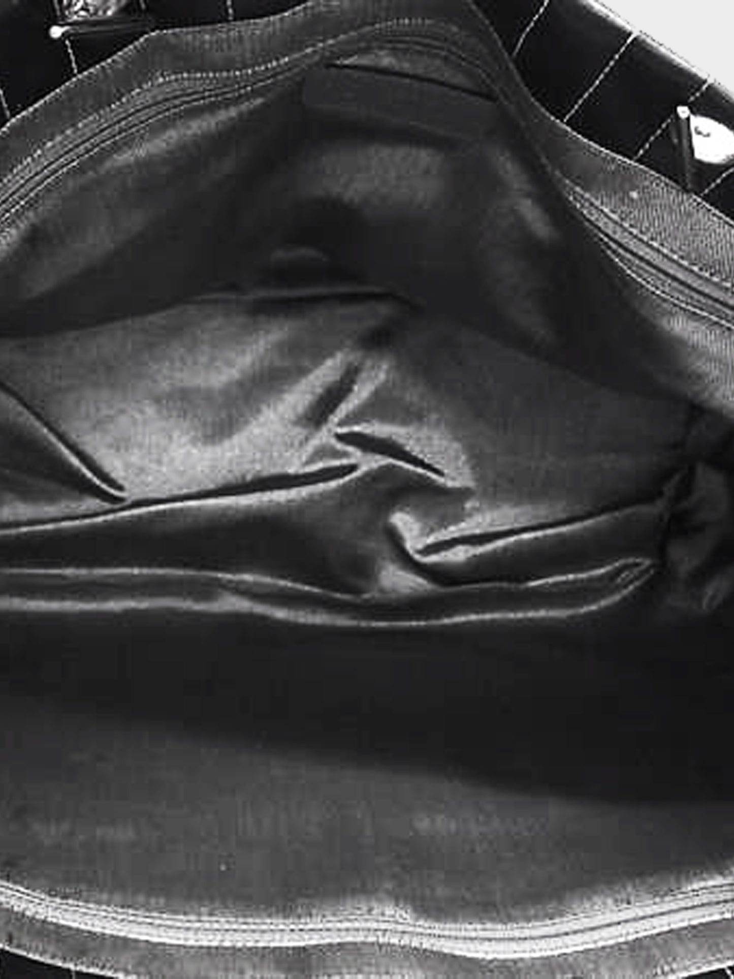 Chanel 2005-2006 Black Lambskin Leather Vertical Quilted Tote Bag