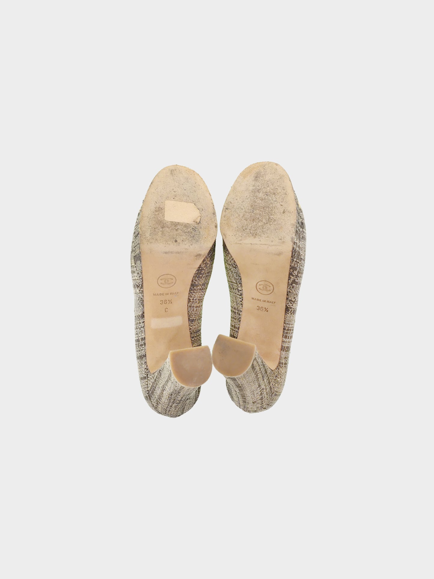 Chanel Spring 2010 Metallic Gold Patent Leather CC Raffia Lesage Pumps