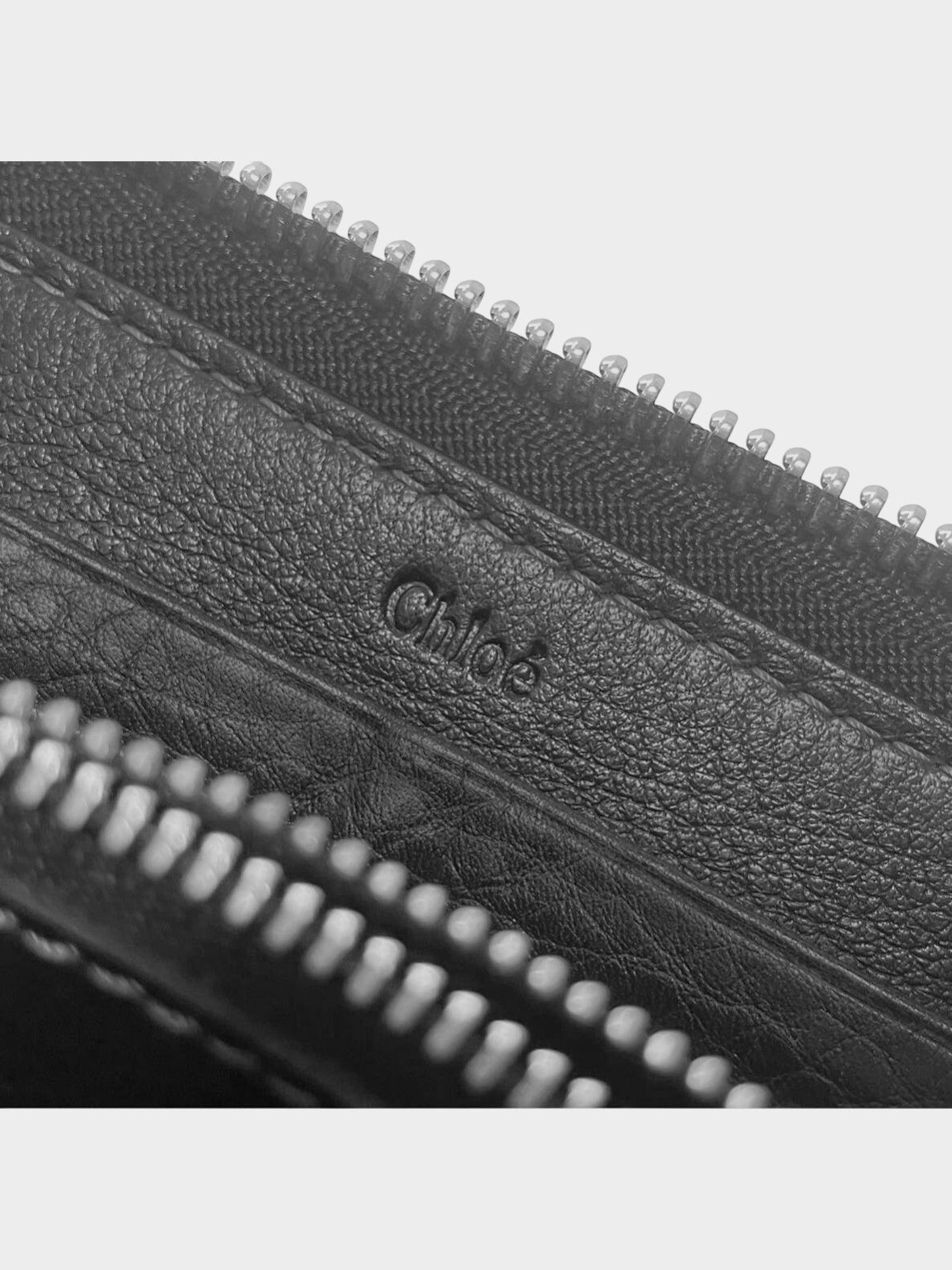 Chloe 2000s Black Leather Paddington Wallet