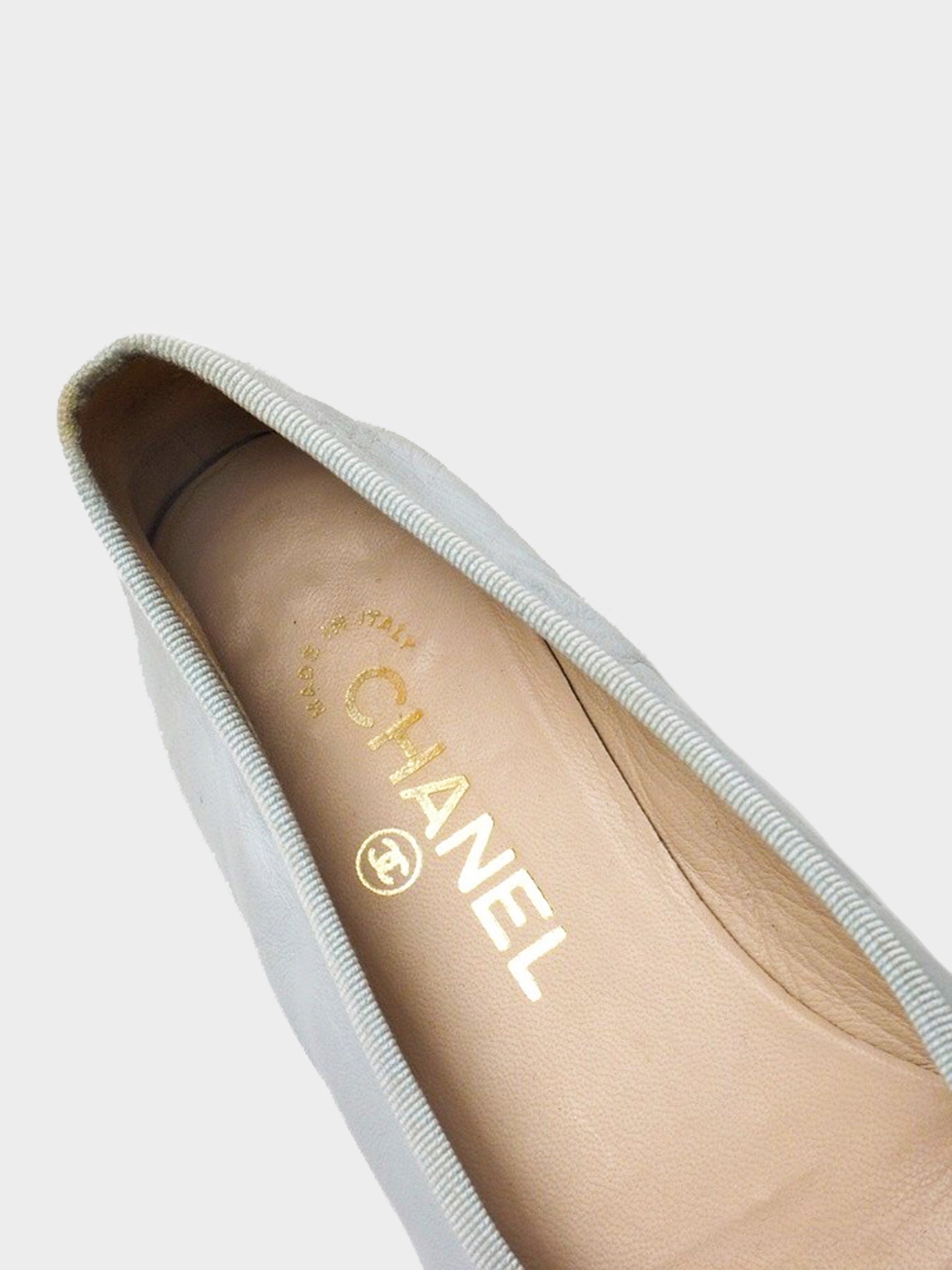Chanel 2000s Pale Blue and Biege Two-toned Ballerina Flats