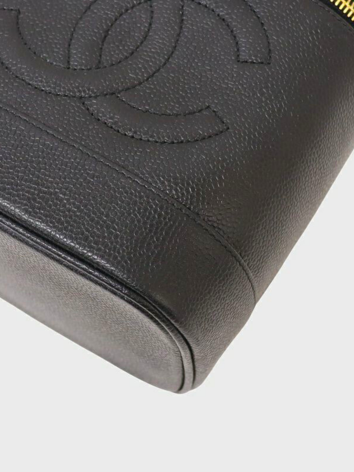 Chanel 1997 Black Caviar Skin Vanity Bag