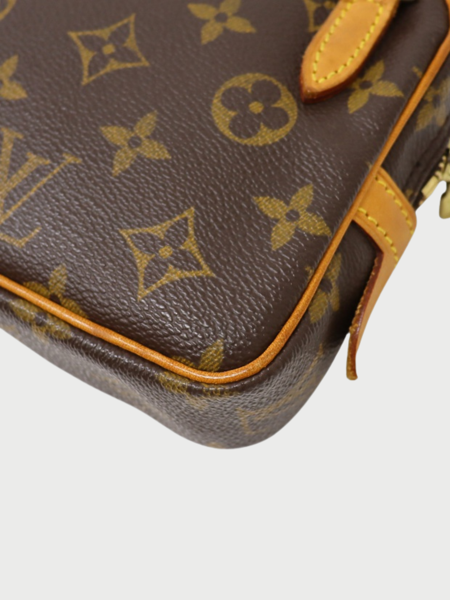 Louis Vuitton 2000s Brown Monogram PVC Pochette Marly Bandouliere