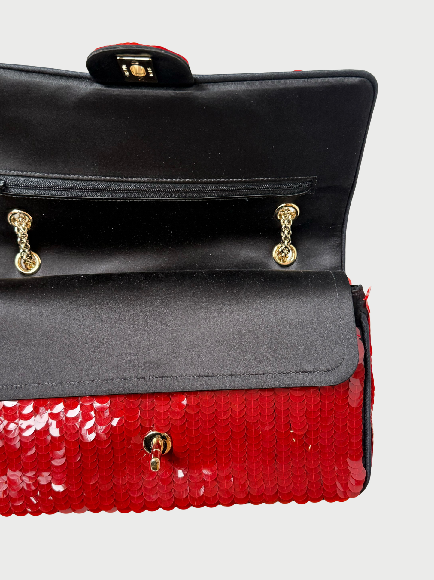 Chanel Pre-Fall 2010 Red Sequin Satin Flap Chain Shoulder Bag