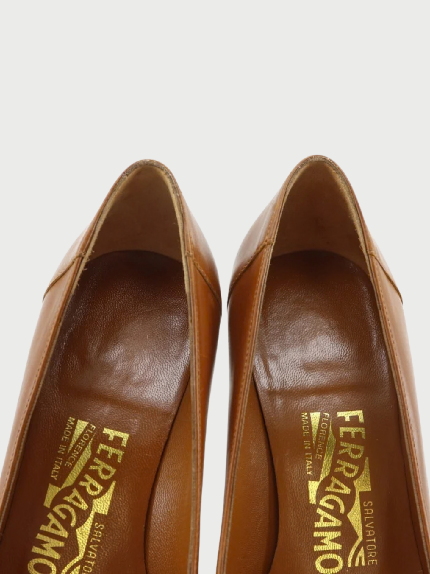 Salvatore Ferragamo 1990s Brown Leather Vara Ribbon Pumps