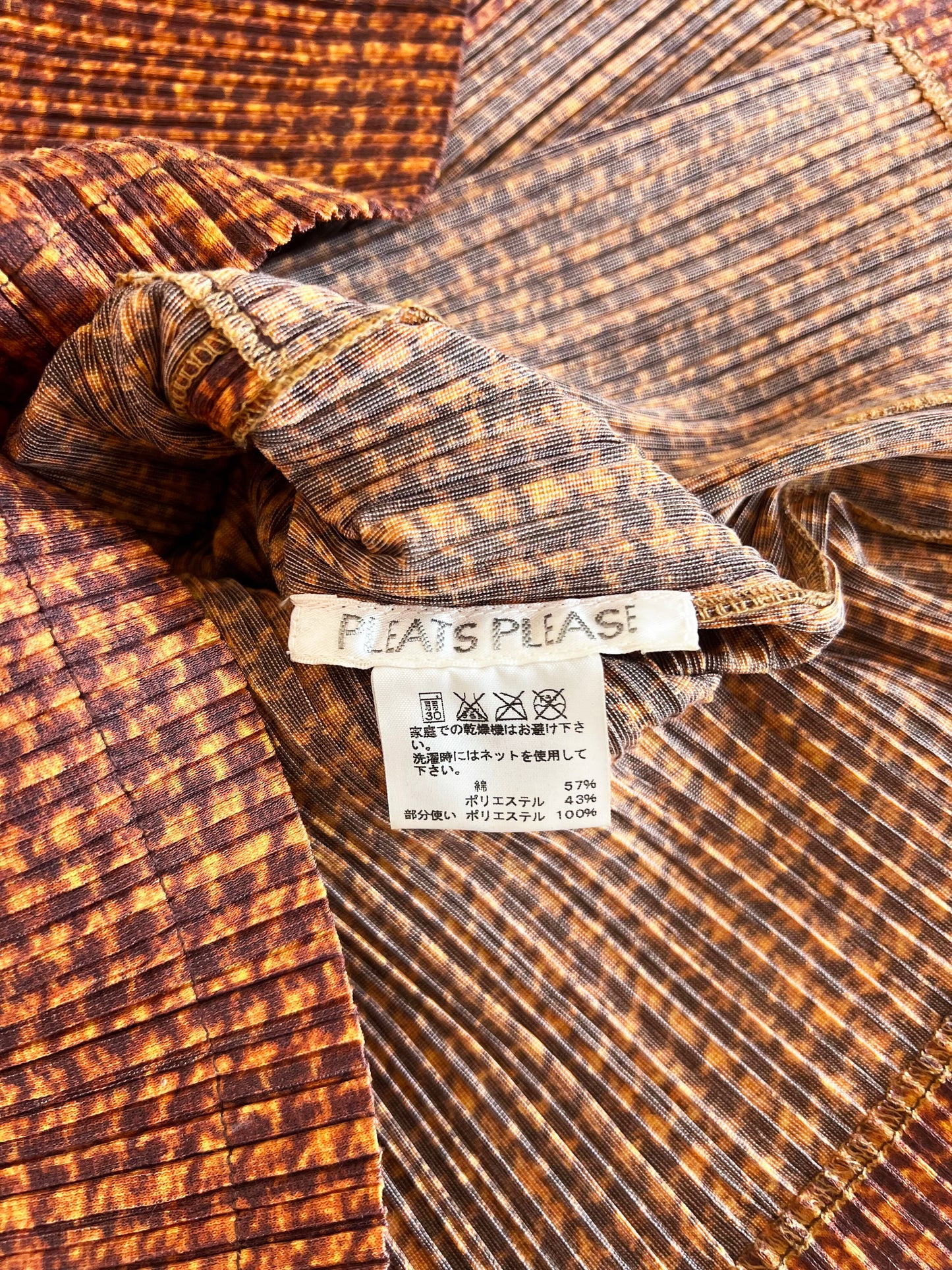 Issey Miyake Pleats Please FW 2007 Brown Houndstooth Print Shirt and Pants Set