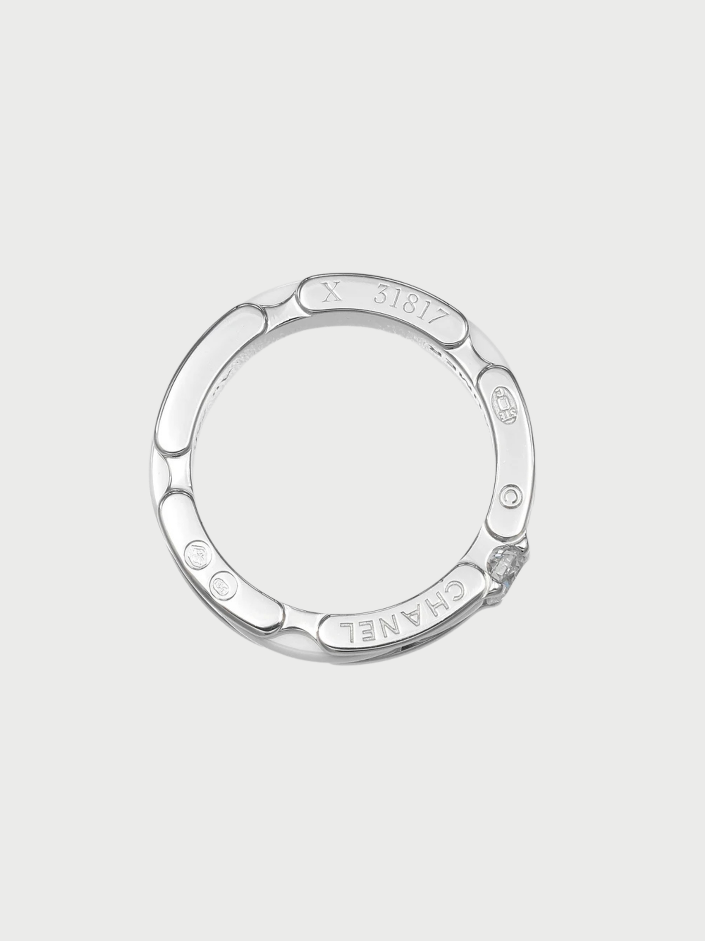 Chanel 2003 White Ceramic 18K White Gold Diamond Ultra Small Ring