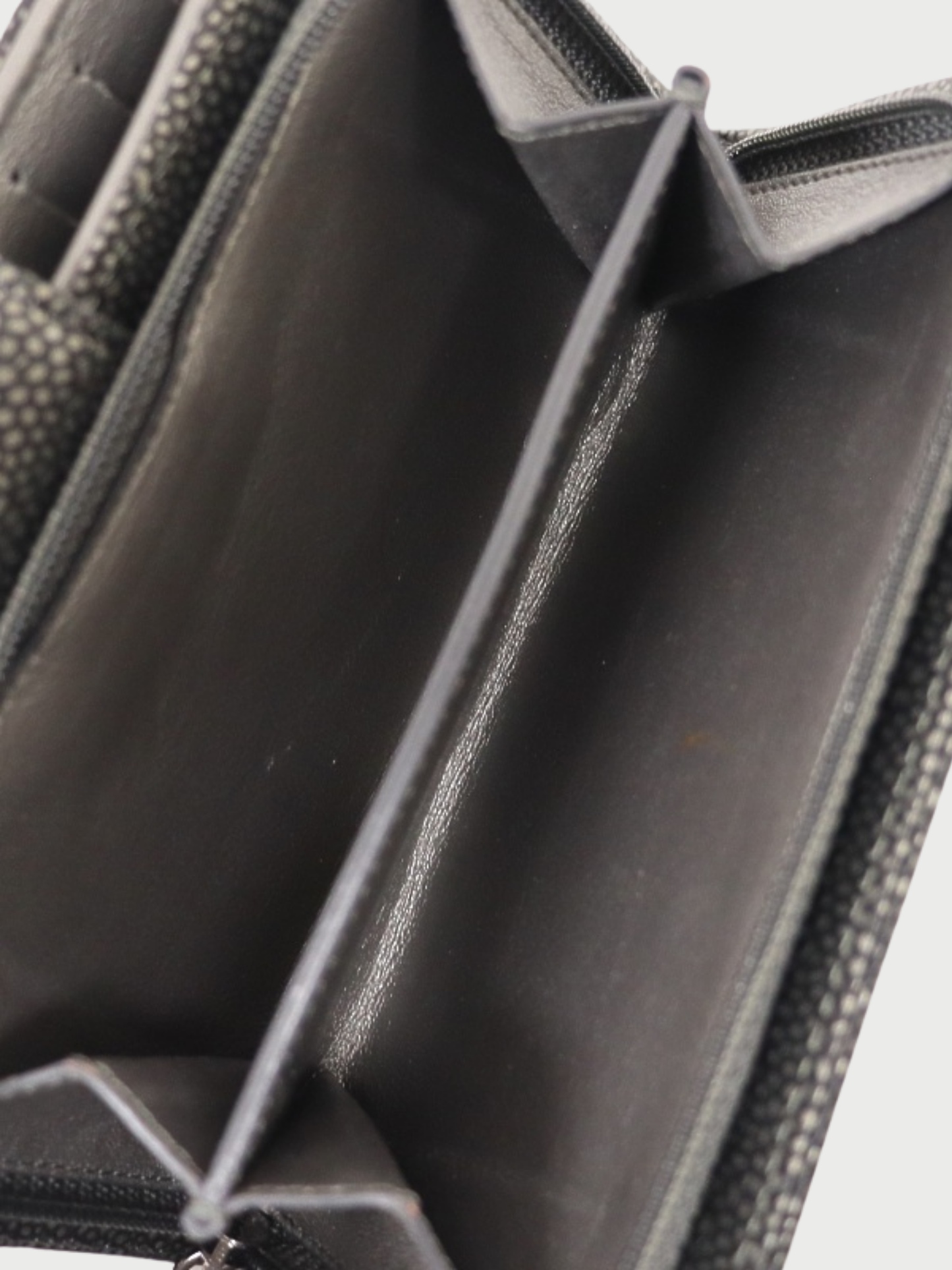 Chanel 2010s Silver Caviar Leather Wallet