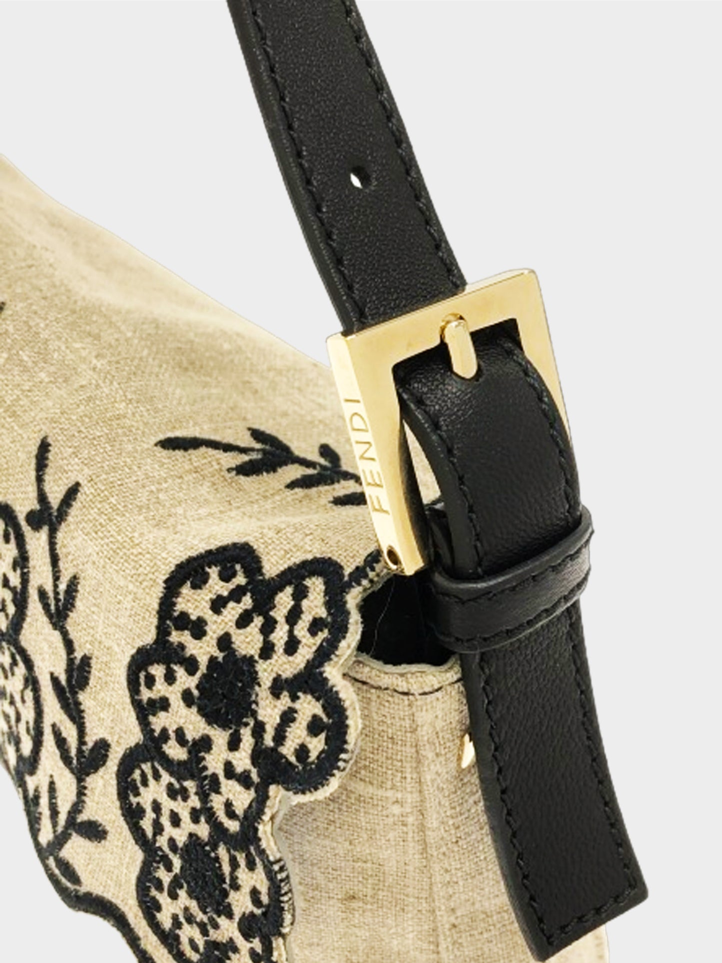 Fendi 2000s Beige Floral Embroidered Linen Baguette