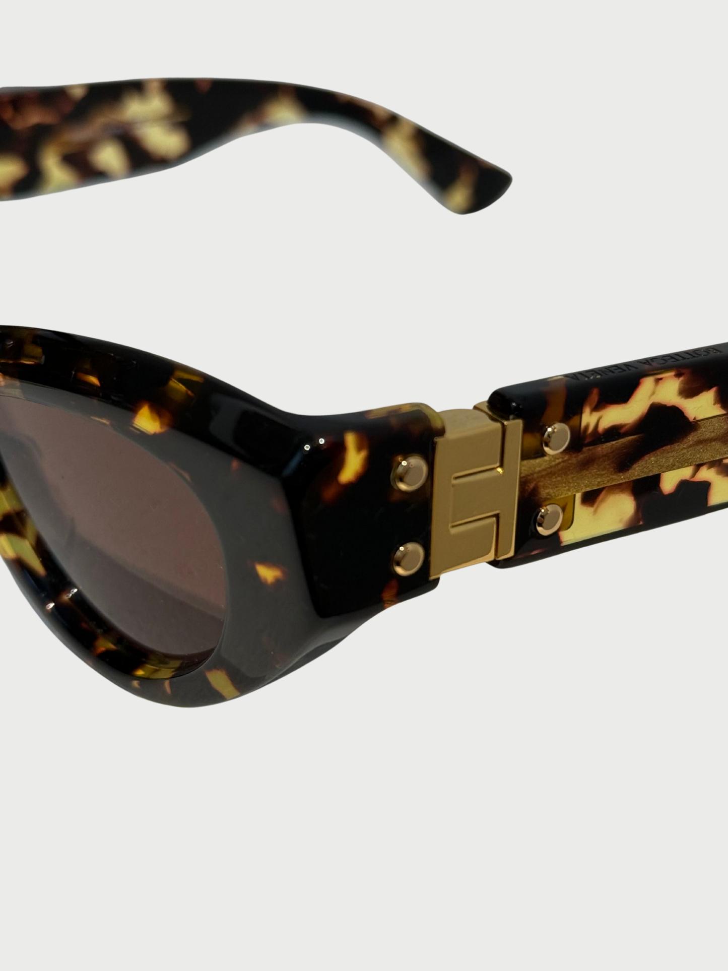 Bottega Veneta 2020s Dark Havana Acetate BV1142S Cat-Eye Sunglasses