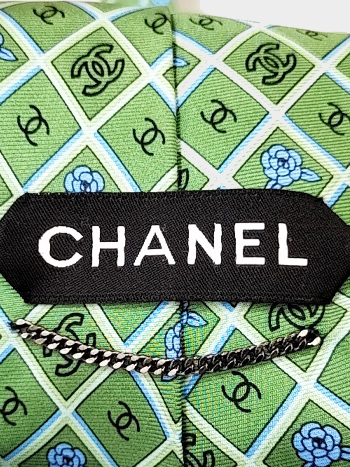 Chanel Fall 2005 Green Camellia and CC All-over Pattern Print Tie