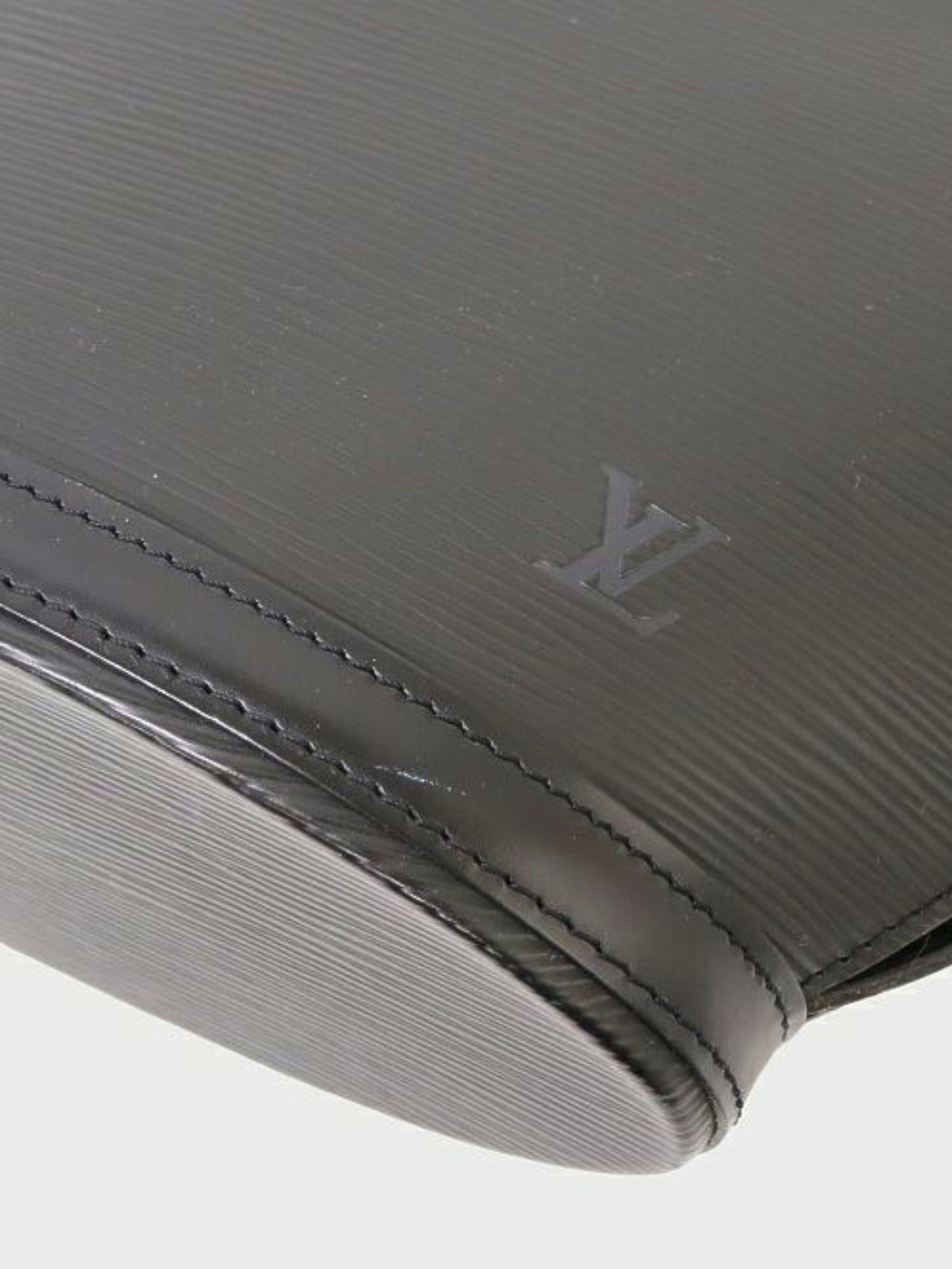 Louis Vuitton 2000s Noir Epi Saint Jacques Bag