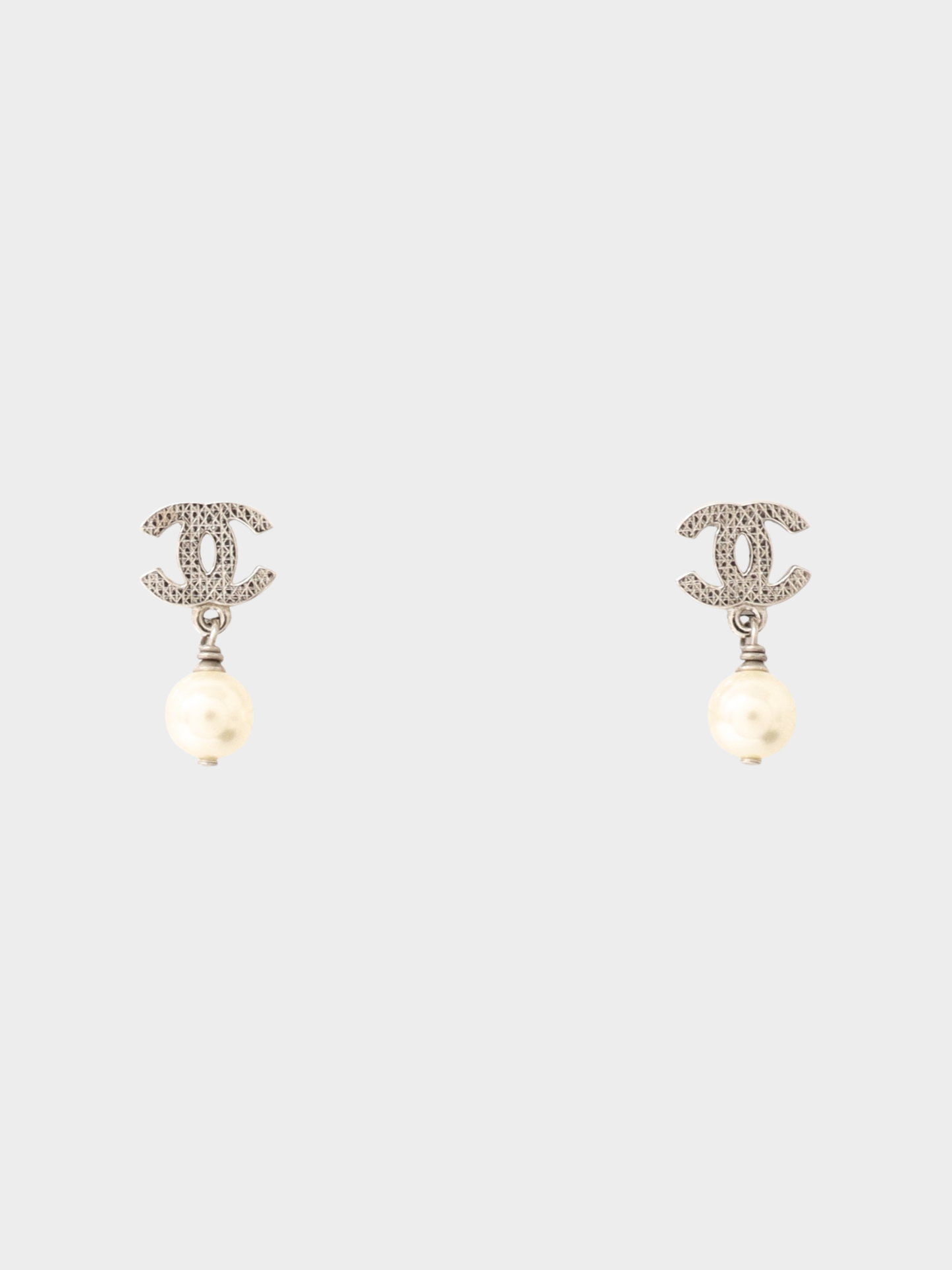 Chanel 2000s Silver Pearl COCO Swing Earrings