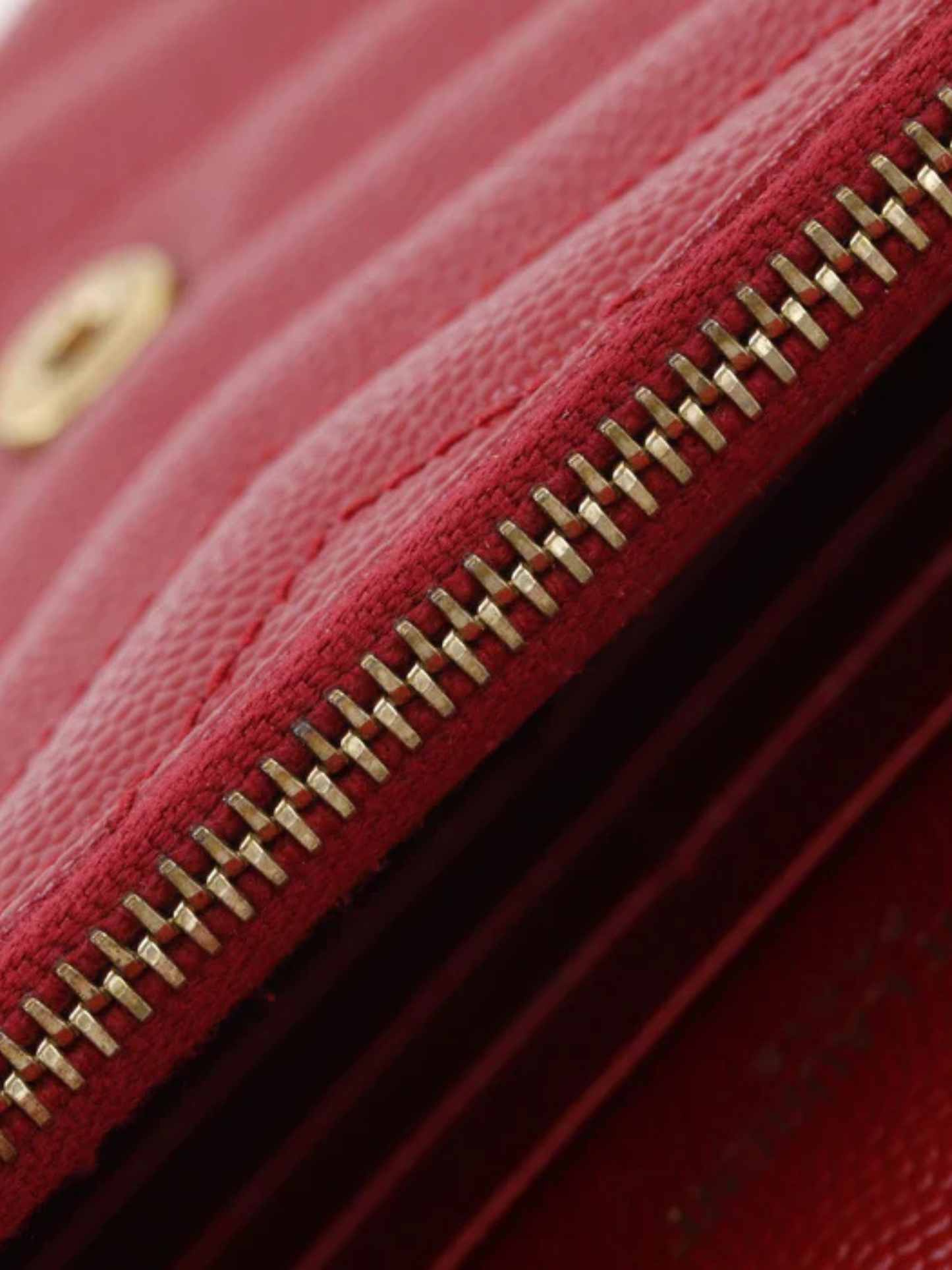 Yves Saint Laurent 2010s Red Leather Envelope Chain Wallet