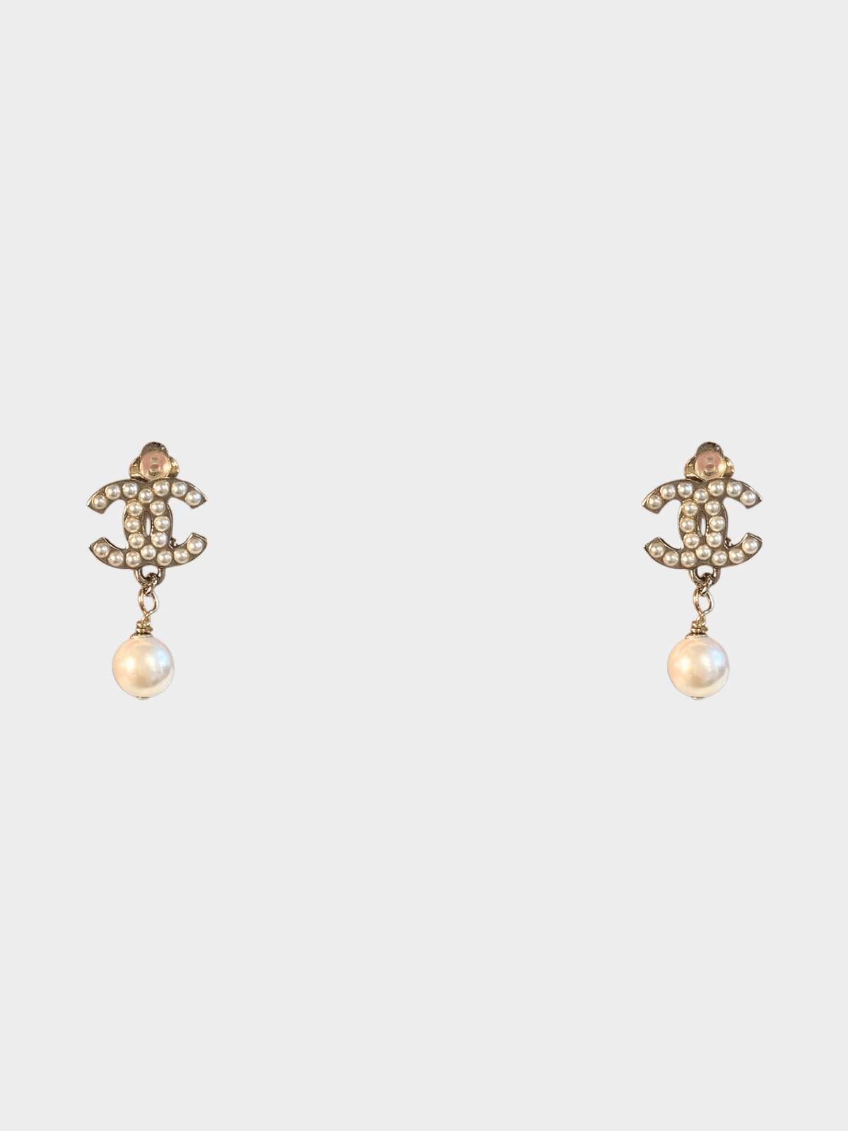 Chanel 2000s Gold Plated Metal Pearl CC Logo Earrings