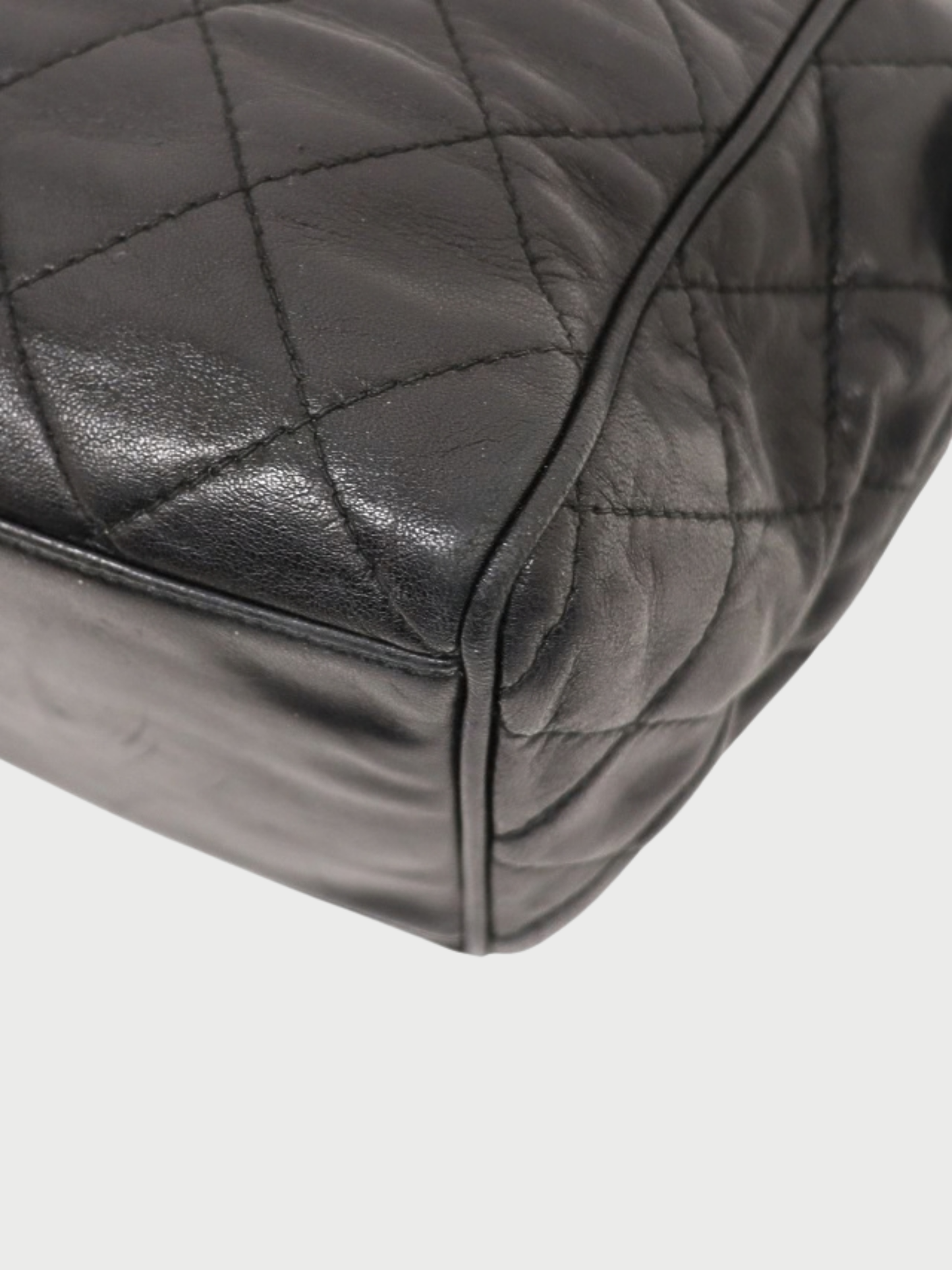 Chanel 1995 Black Lambskin Logo Chain Shoulder Bag