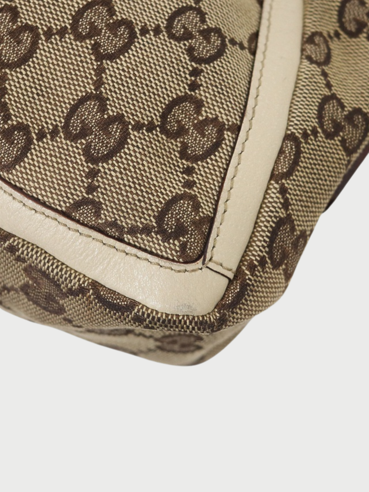 Gucci 2000s Beige White GG Canvas Abbey One-Shoulder Bag