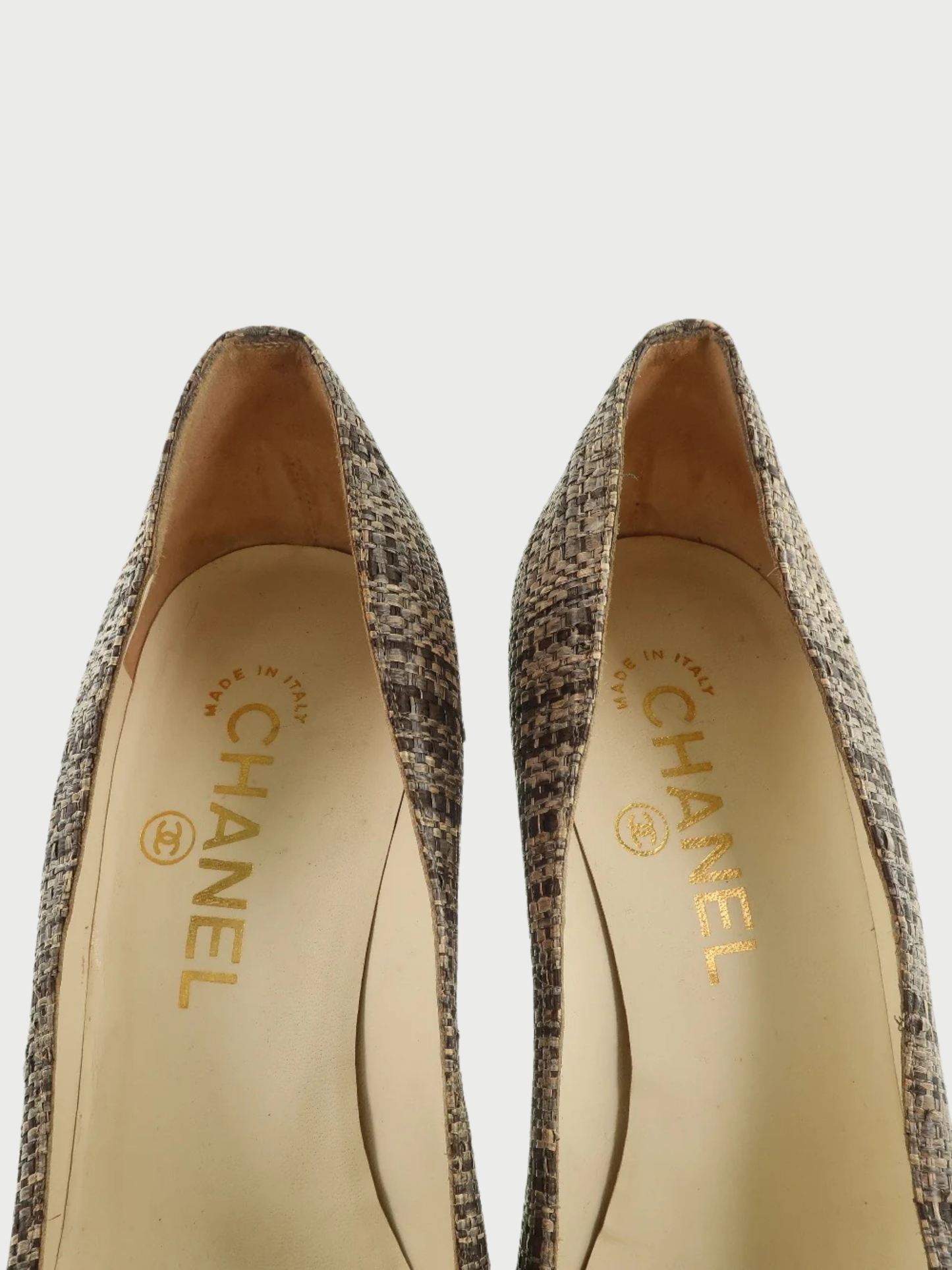 Chanel 2000s Gold Brown Patent Leather Jute High Heel Pumps