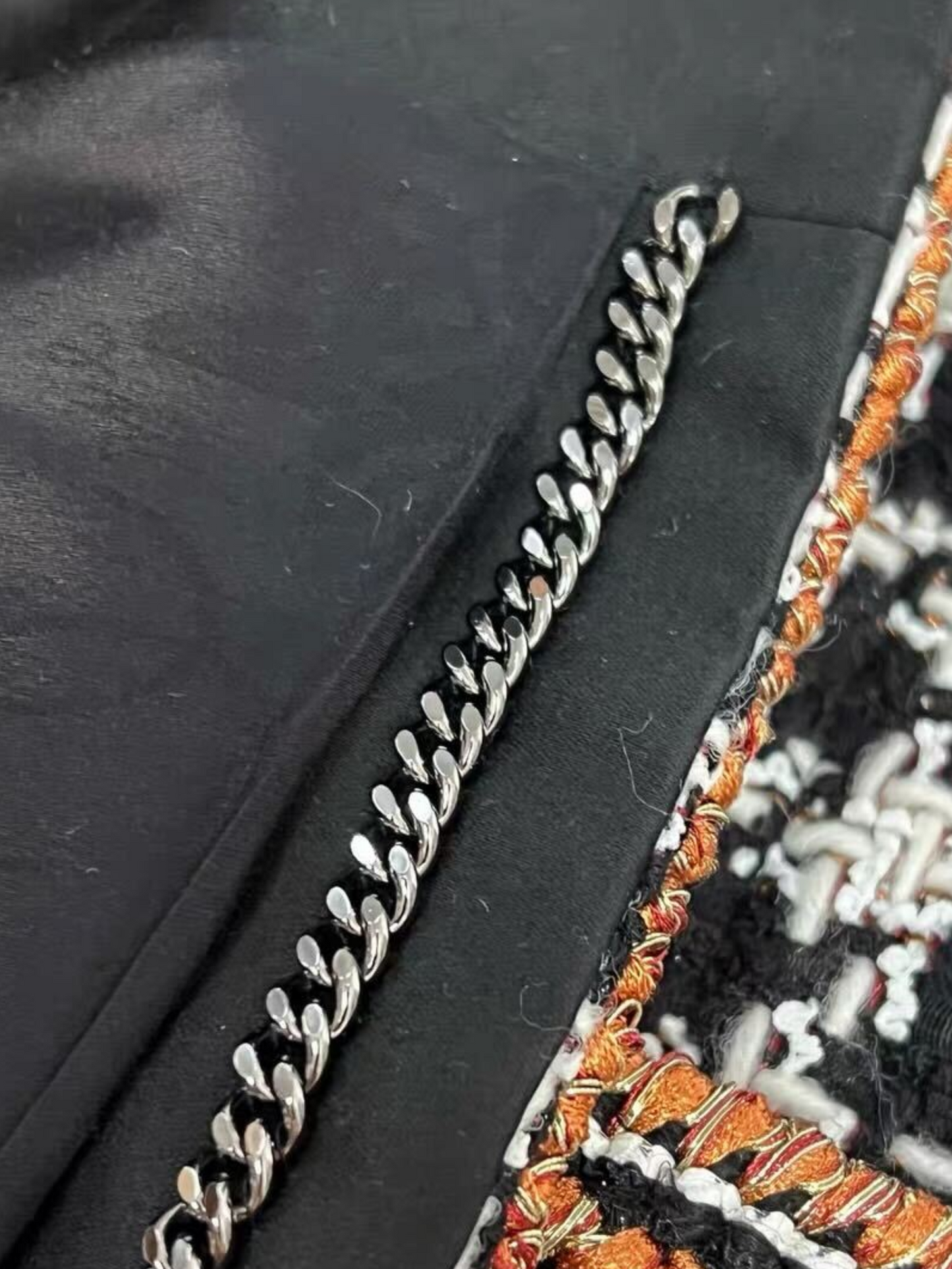 Chanel 2010s Black White Houndstooth Tweed Jacket