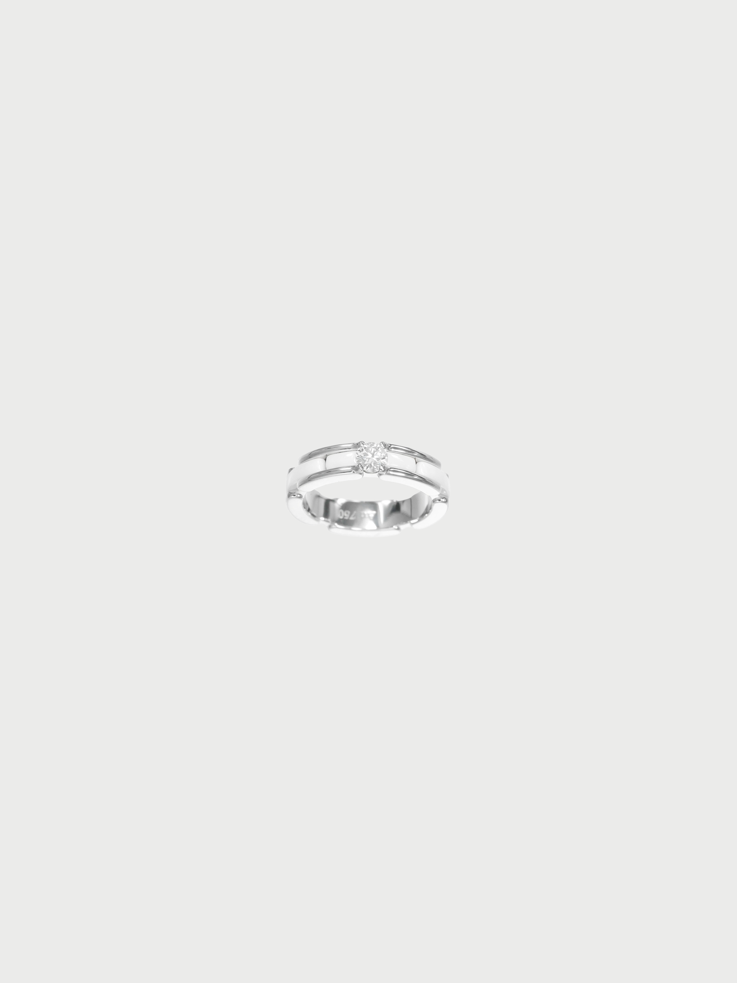 Chanel 2003 White Ceramic 18K White Gold Diamond Ultra Small Ring