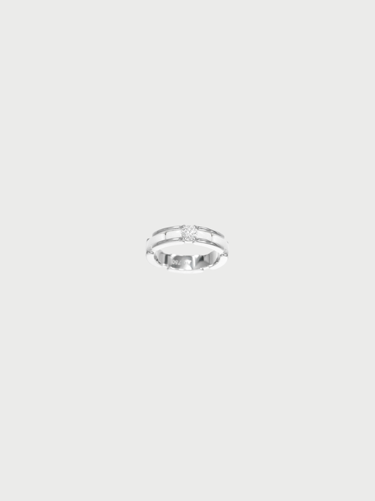Chanel 2003 White Ceramic 18K White Gold Diamond Ultra Small Ring