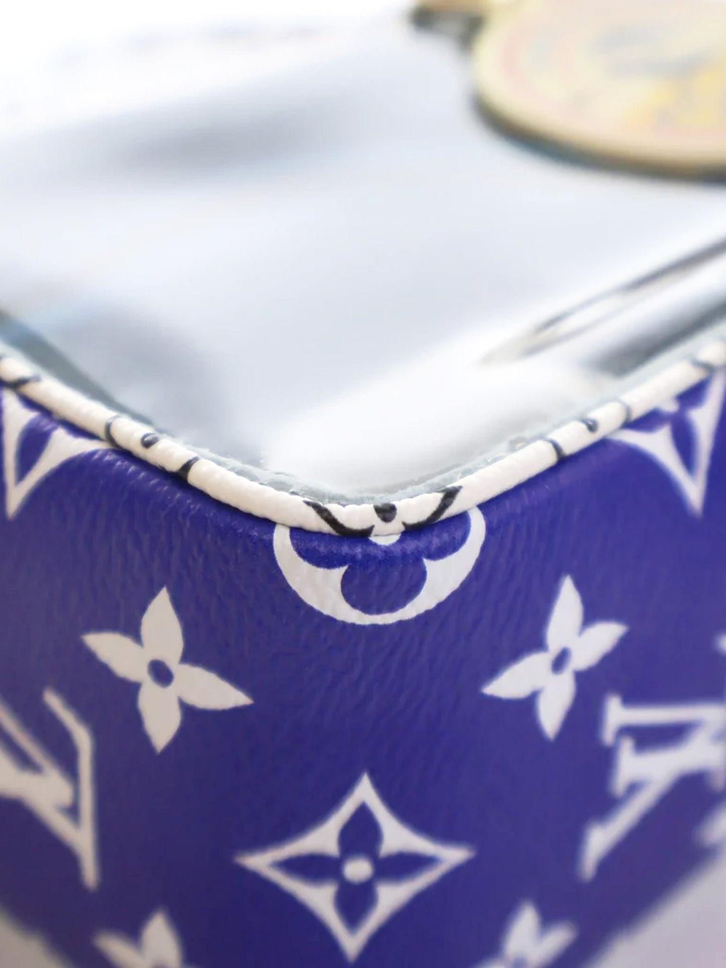 Louis Vuitton 2019 Blue PVC Giant Monogram Beach Pouch