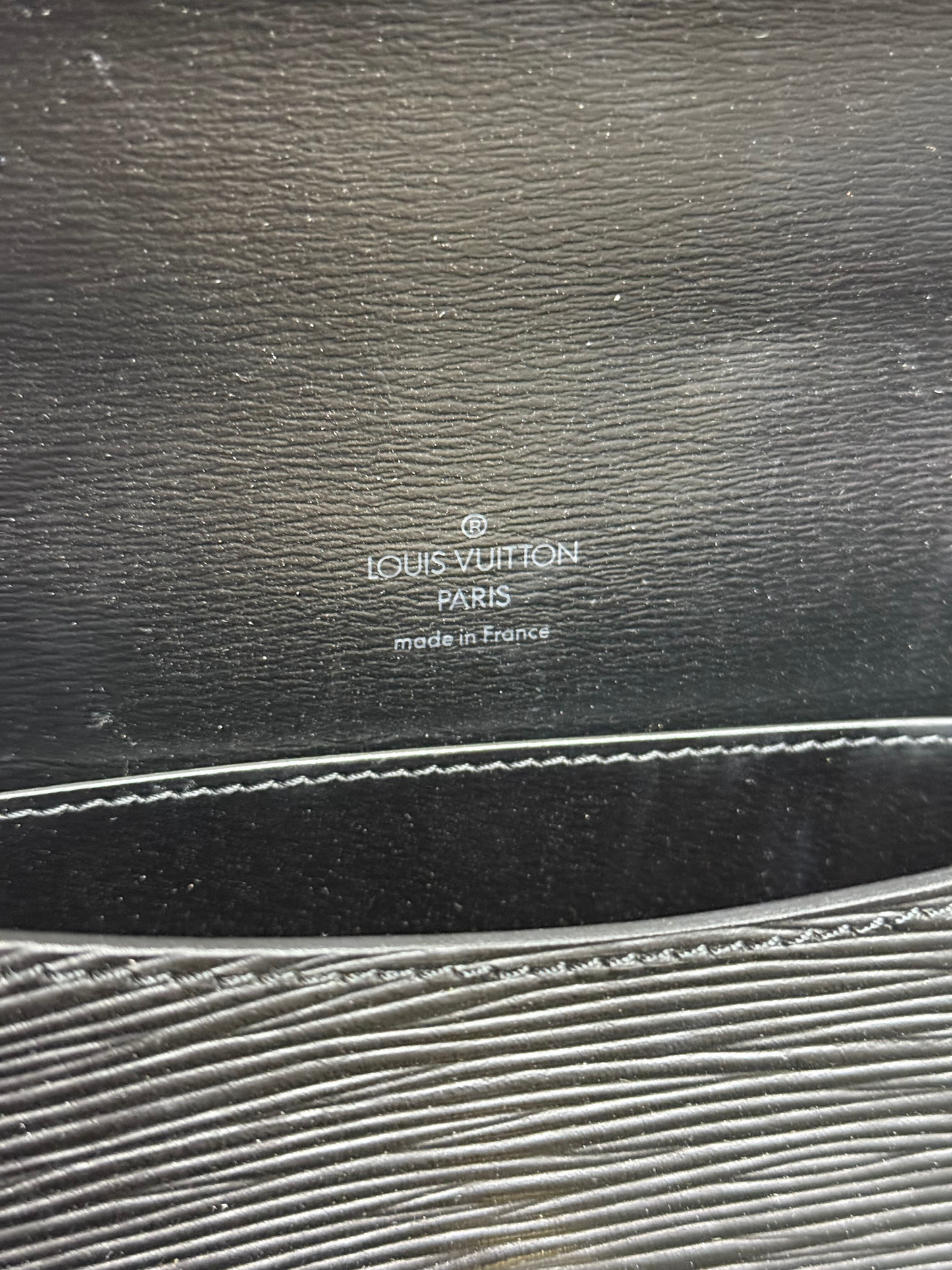 Louis Vuitton 1990s Noir Epi Leather Tilsitt Shoulder Bag