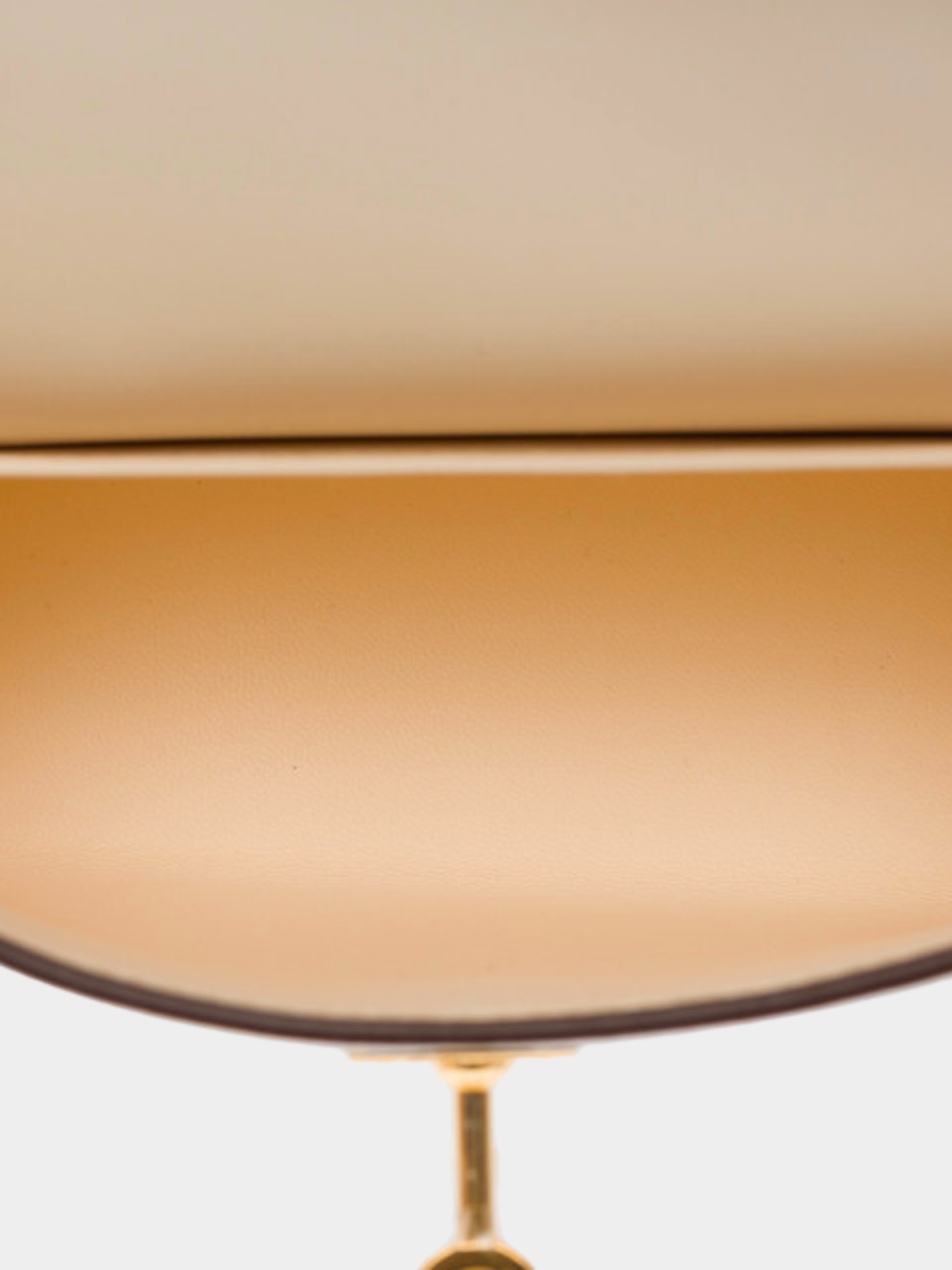 Hermès 2020s Beige and Gray Chèvre Mysore Mini Kelly 20 Sellier Bag