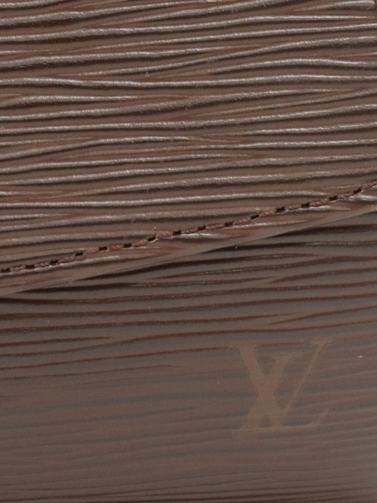 Louis Vuitton 2001 Mocha Epi Leather Nocturne GM