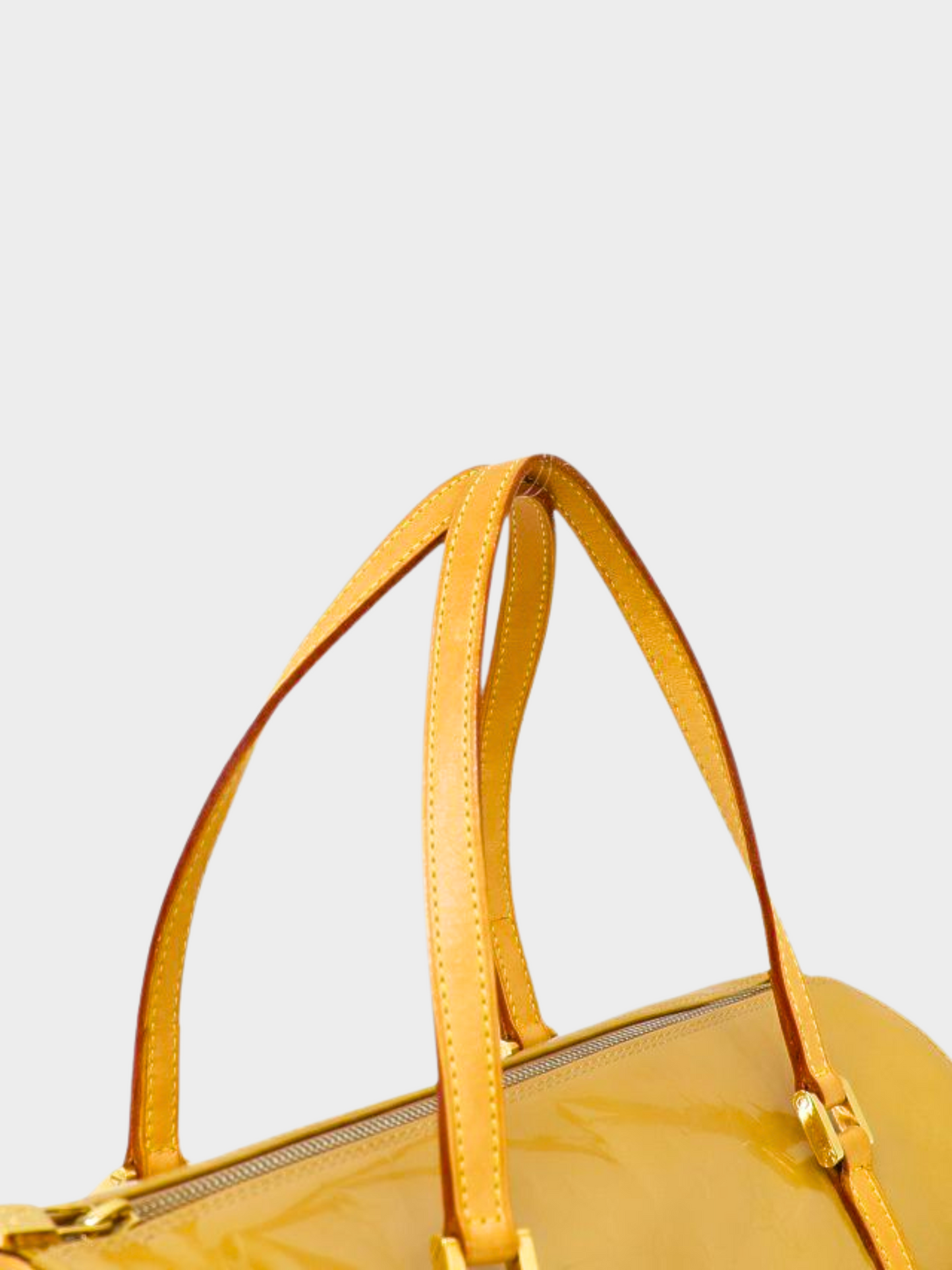 Louis Vuitton 2005 Novozette Monogram Vernis Bedford Barrel Bag