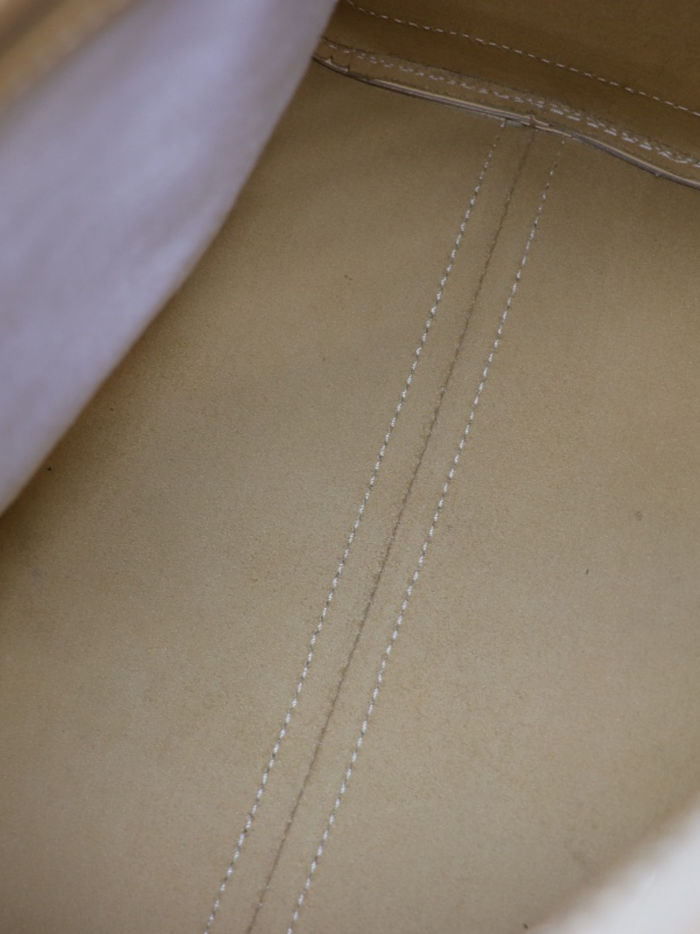 Louis Vuitton 2000s Vanilla Epi Leather Speedy 25 Bag