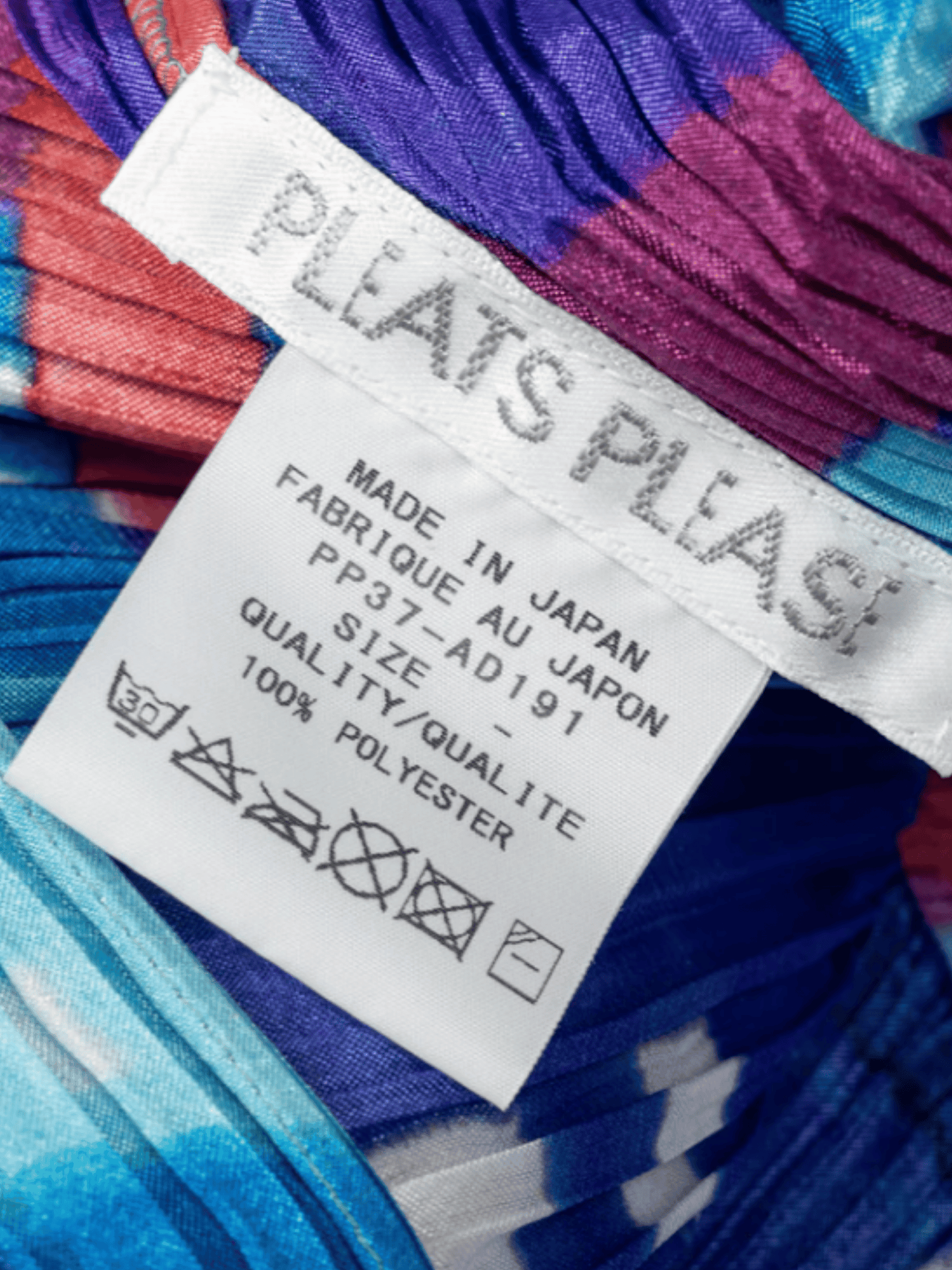 Issey Miyake Pleats Please 2000s Blue Streetscape-Print Shawl